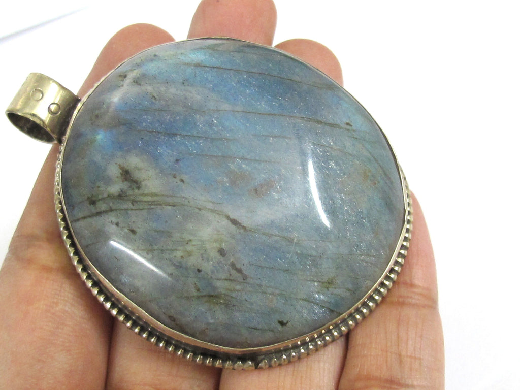1 Pendant Tibetan Nepal flashy Labradorite gemstone pendant with flower carving on other side nepalbeadshop PM599B