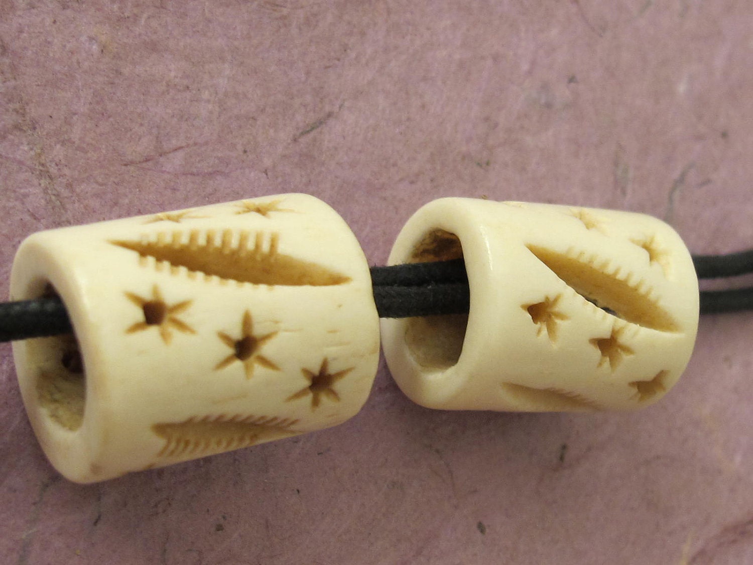 2 Beads -Carved stars meteor design large Size carved barrel shape bone focal pendant beads - BD260