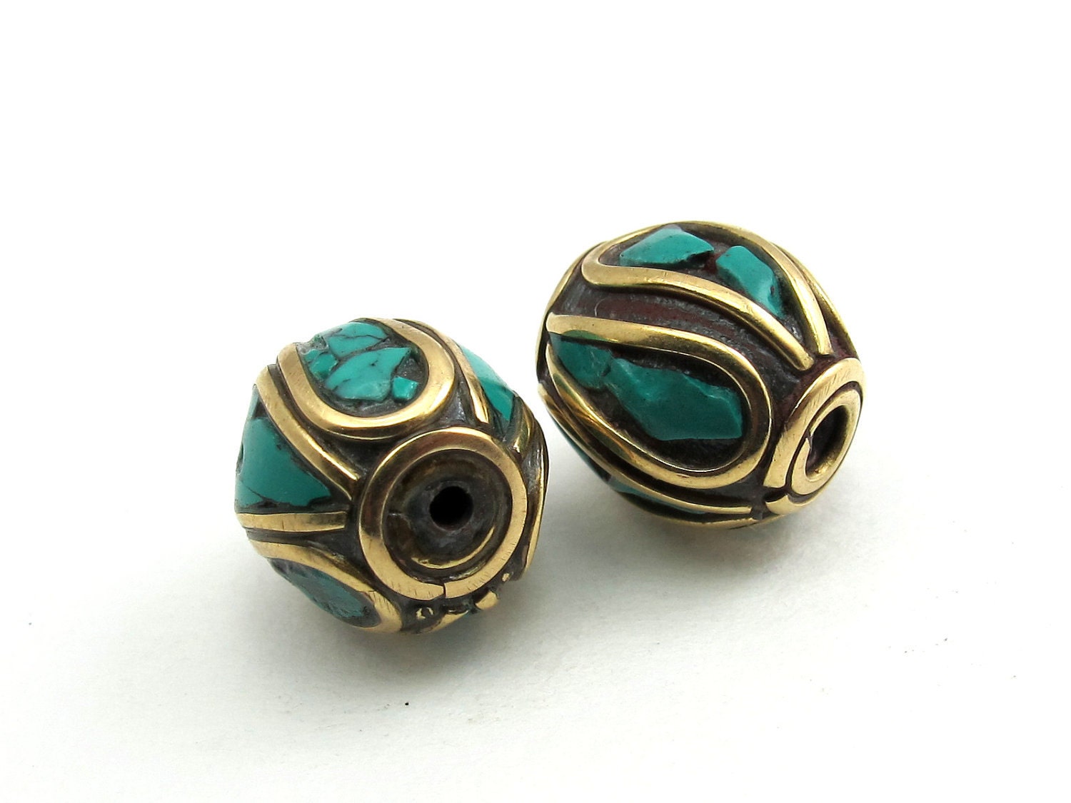Drum shape brass beads with turquoise inlay from Nepal - 2 beads - BD069