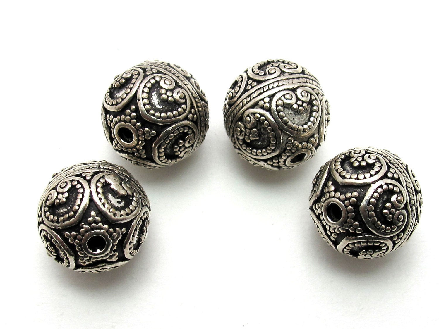 1 Bead - Round bali sterling silver bead with hearts and star - 16mm - BD001A