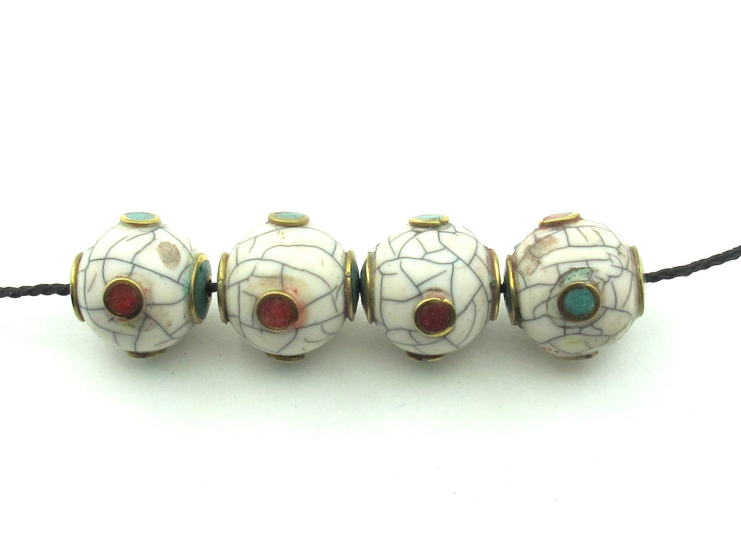 White crackle resin beads with turquoise and inlay - 1 bead - BD167