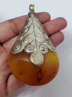 1 pendant- Extra large Bold size Teardrop shape Tibetan silver capped copal resin pendant Nepal - PM214