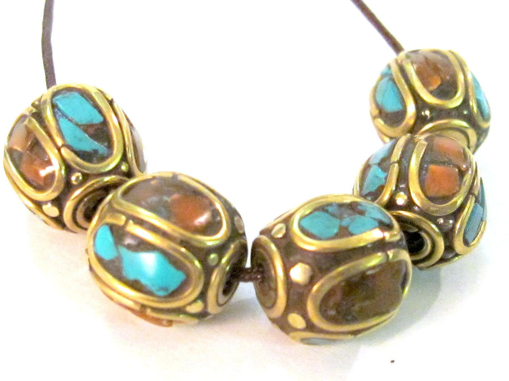 2 Beads - Nepalese brass beads oval shape with turquoise inlay - BD043