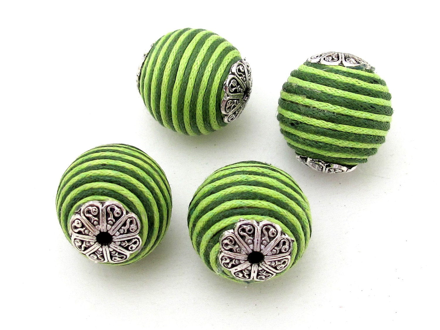 Lime green capped beads - 2 beads set - BD196