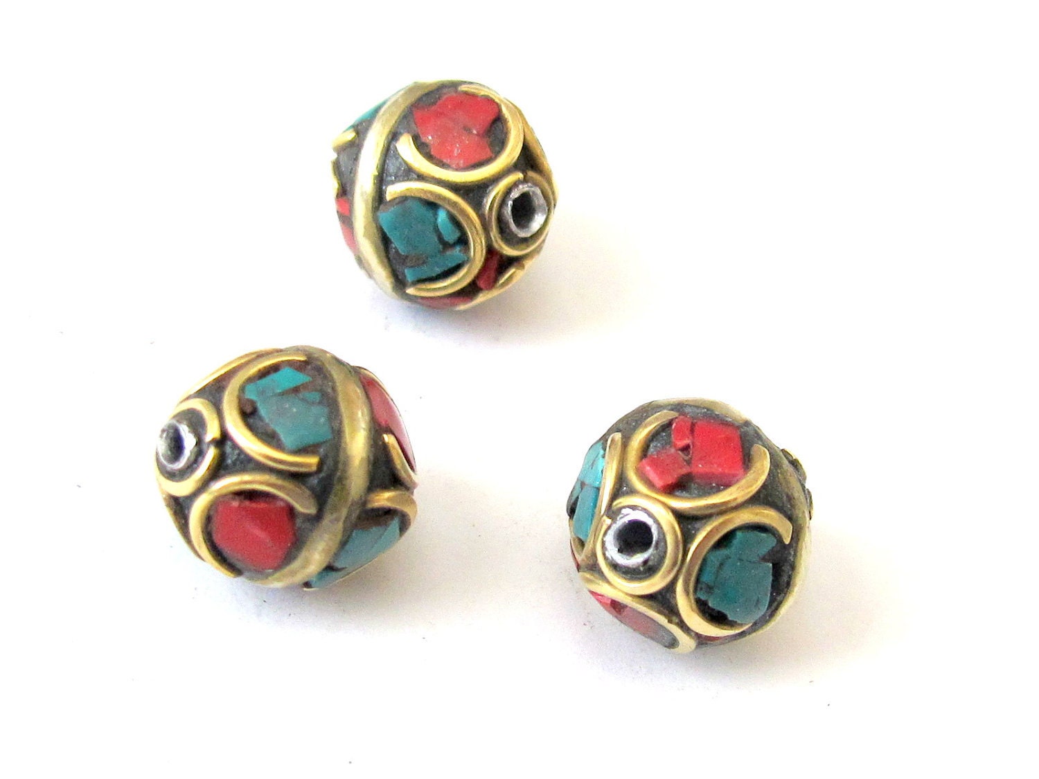 Nepal beads- brass with turquoise inlay - 1 bead - BD063