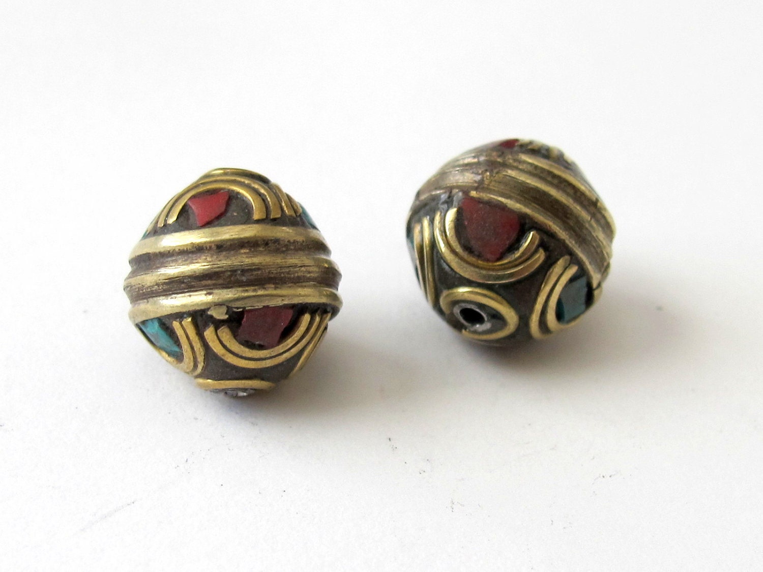 Nepal oval shape brass beads - 2 beads-BD050