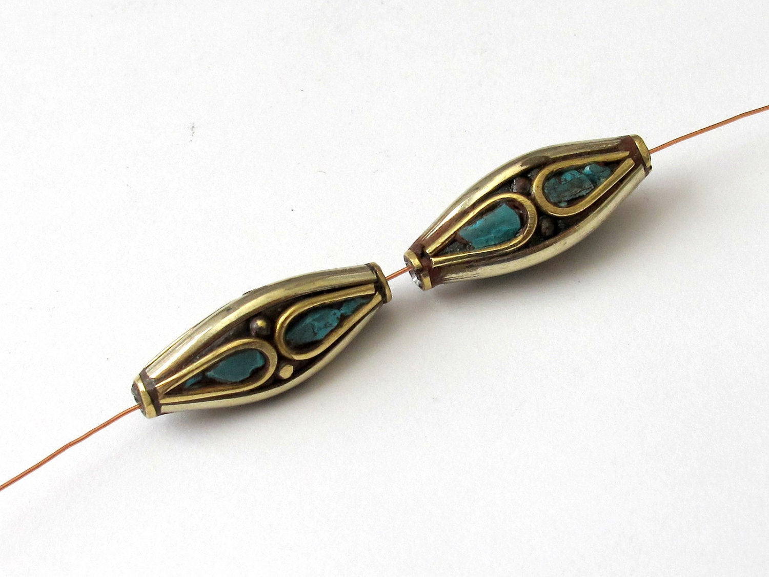 2 Beads - Nepal beads brass with turquoise inlay bicone shape - Nepal beads shop - BD073