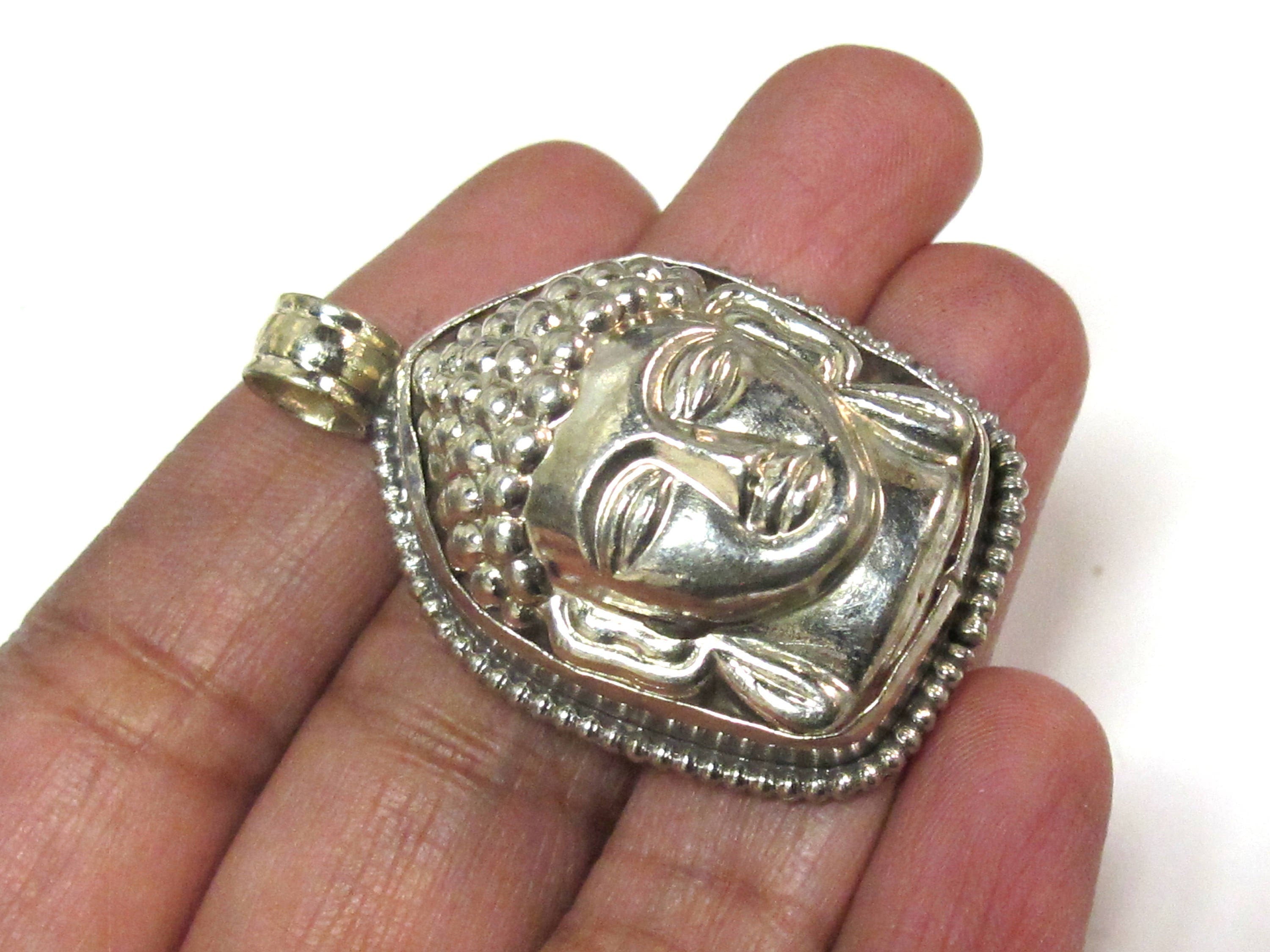 1 pendant- Tibetan silver color Buddha face pendant reverse side floral carving from Nepal -PM597A