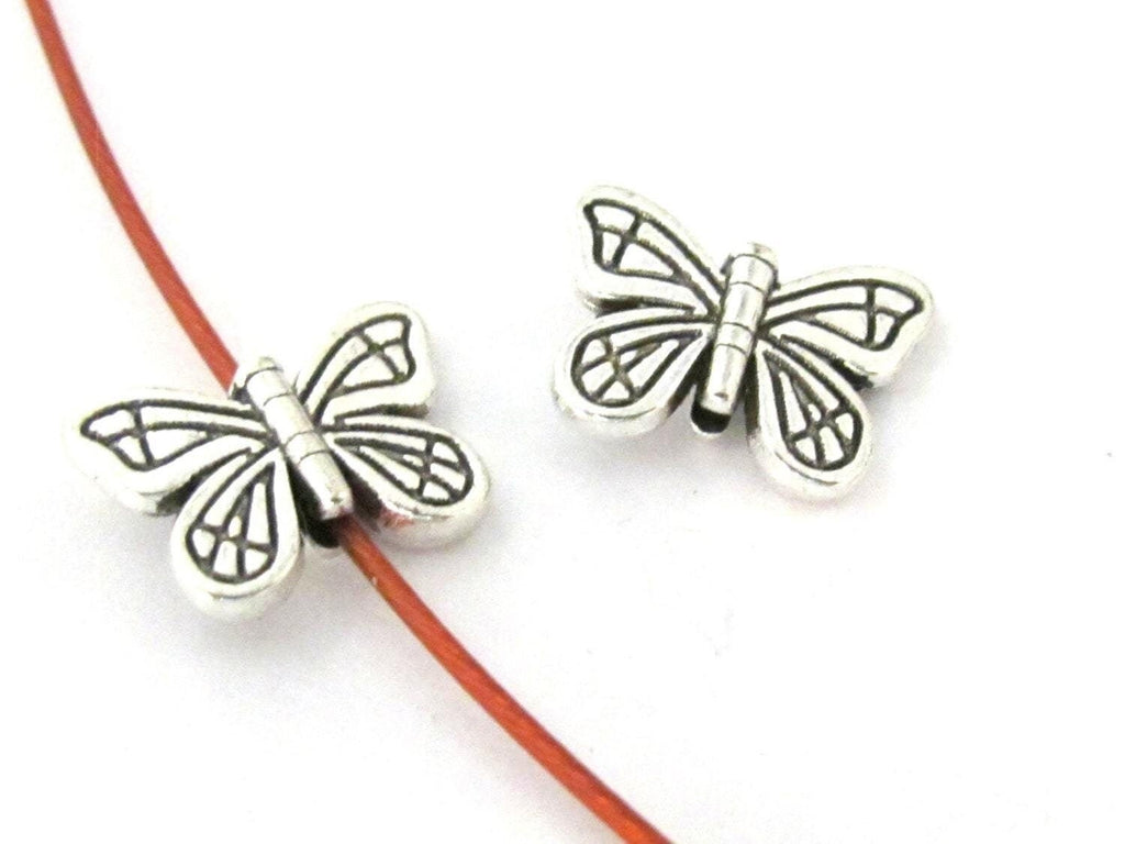 8 Beads - Beautiful butterfly antiqued silver toned metal beads - BD916
