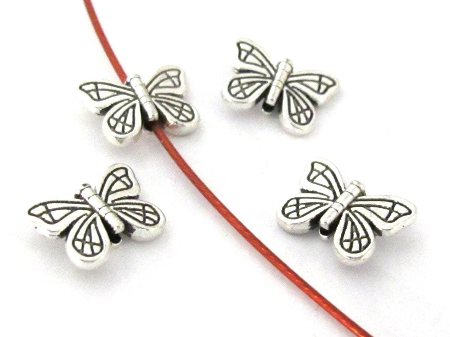 8 Beads - Beautiful butterfly antiqued silver toned metal beads - BD916