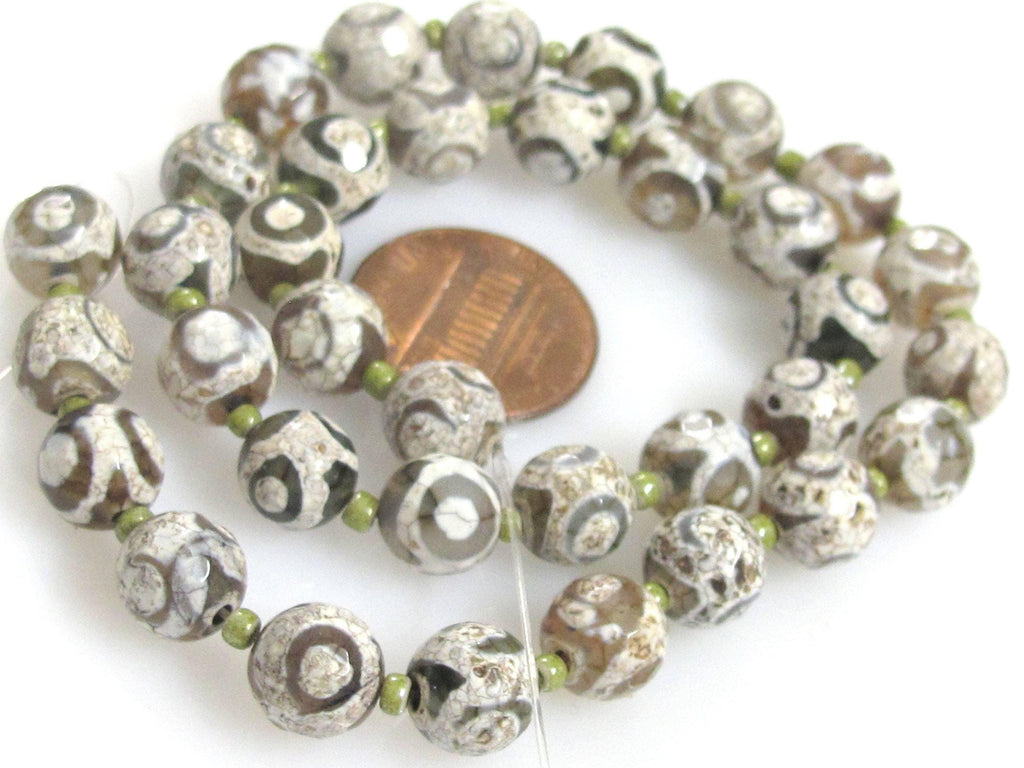 5 Beads- Tibetan gemstone beads Tibetan agate beads rustic brown grey greenish color 8 mm - GM223E