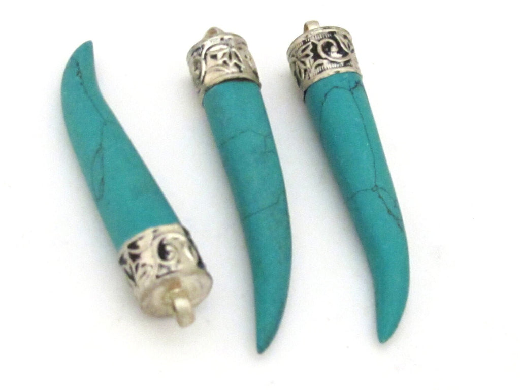 1 Pendant - Beautiful turquoise tusk pendant from Nepal - PM370