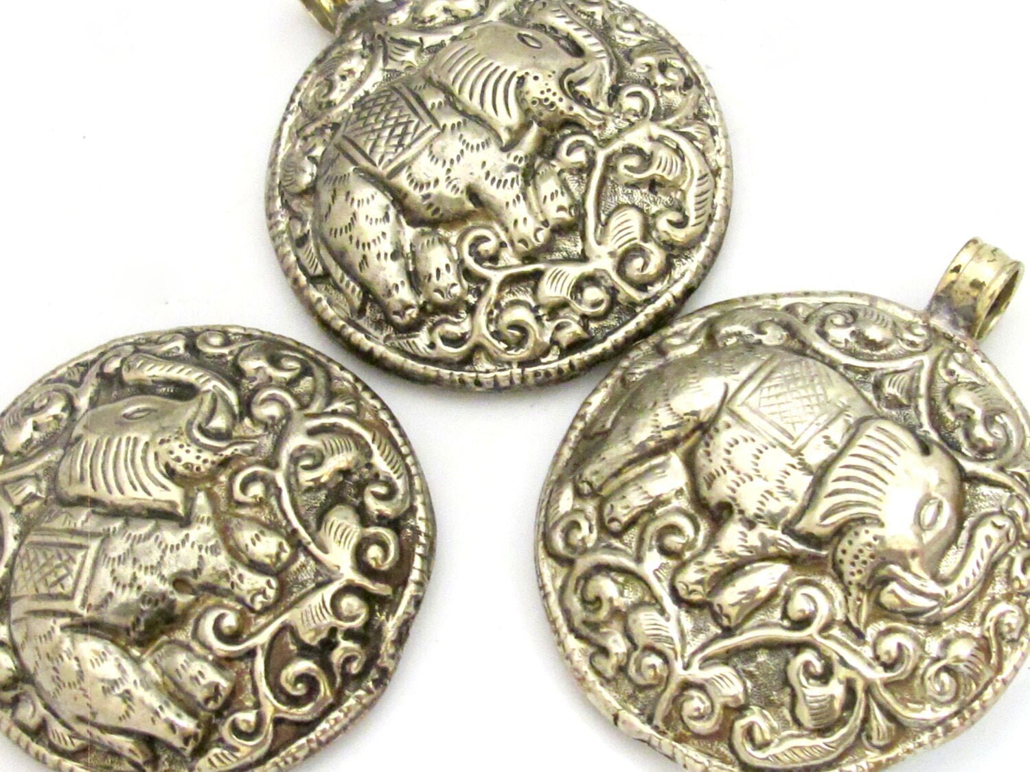 1 pendant - Gorgeous Tibetan elephant pendant antiqued silver color finish with reverse side carvings - PM351C