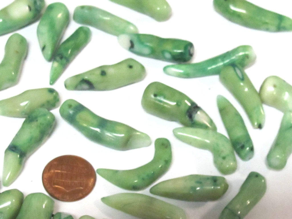 5 pieces - Irregular shape dyed green color branch bamboo coral sticks beads top side hole drilled approx 25 mm to 39 mm long - GM151B