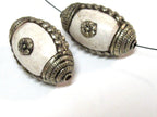 1 Bead - Large and Thick Tribal naga conch shell silver capped floral design focal bead from Nepal - CH040B