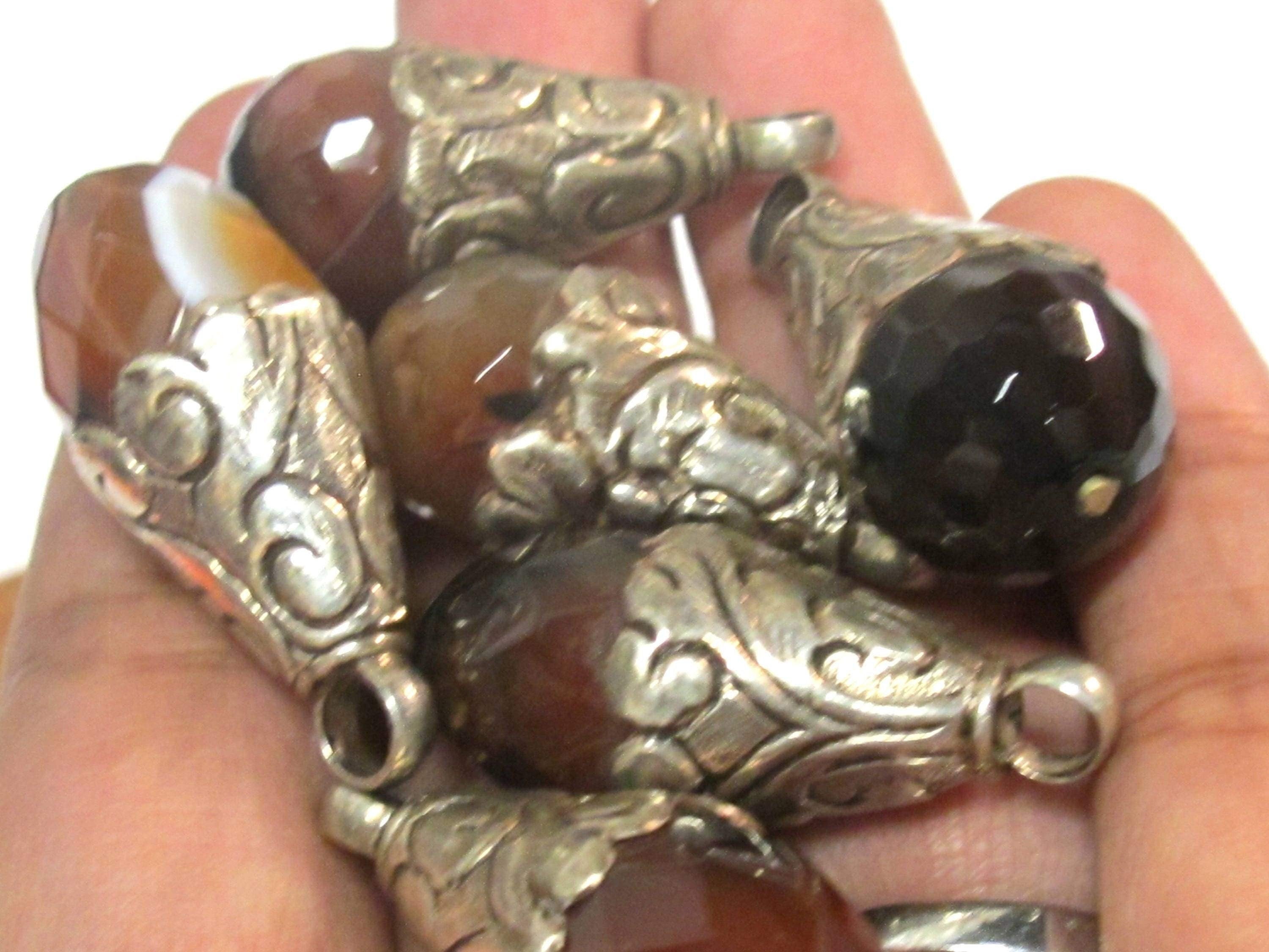 1 pendant - Tibetan silver plated faceted agate gemstone drop pendant small size from Nepal - PM562