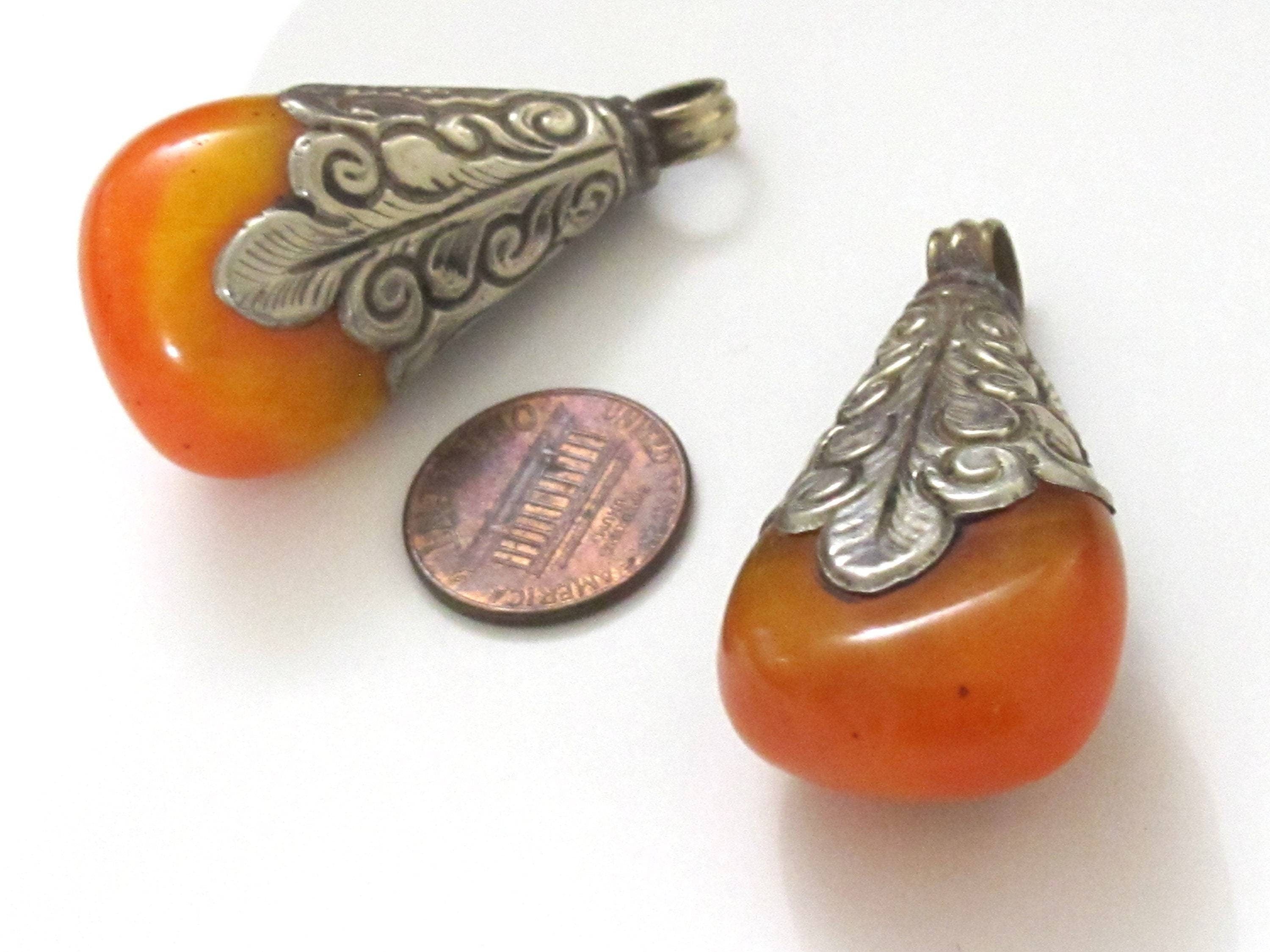 1 pendant - Teardrop shape Tibetan silver finish capped copal resin pendant -- PM323C