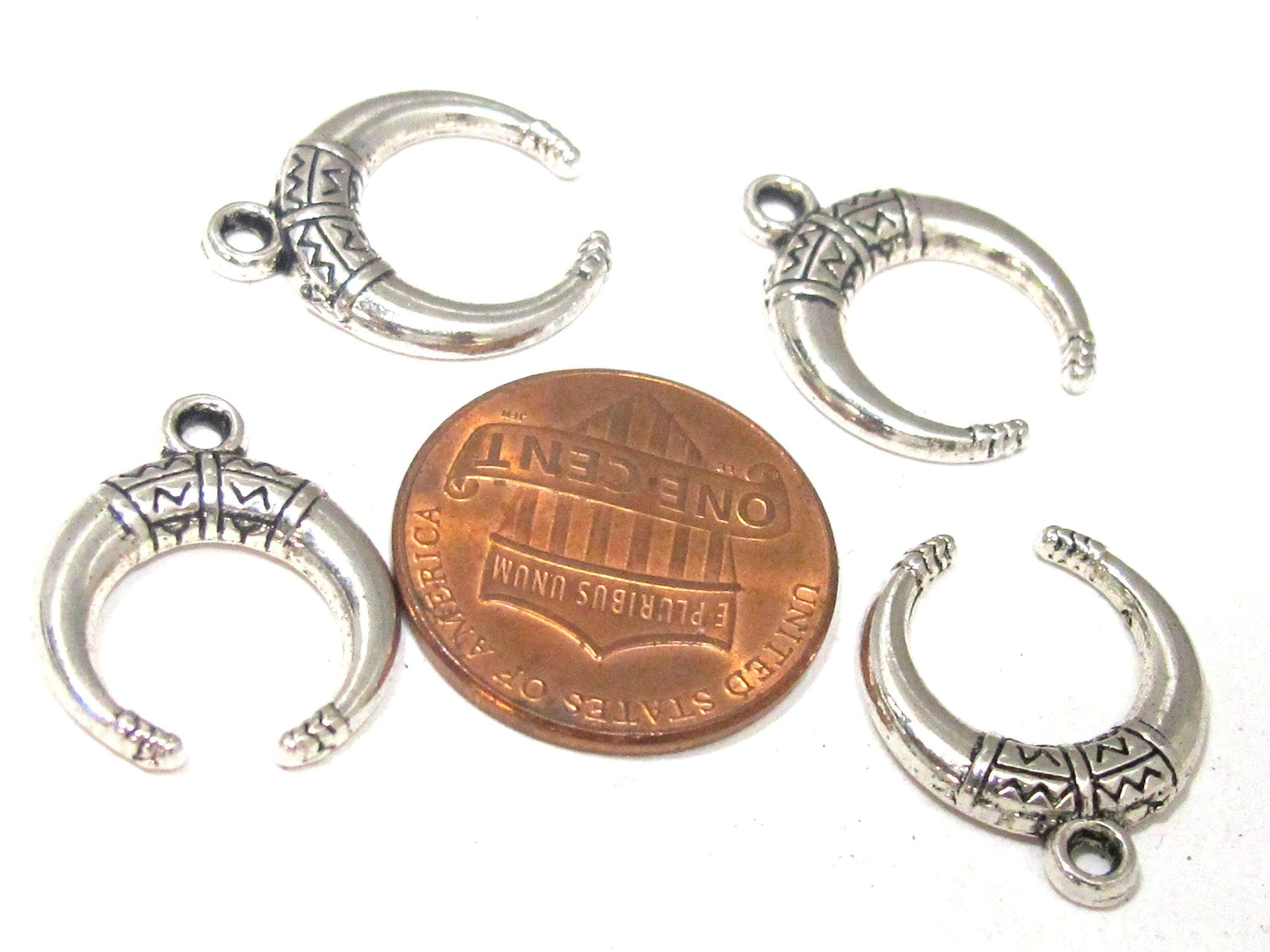 10 charms- Crescent moon shape small size charms supply antiqued silver tone - CM207