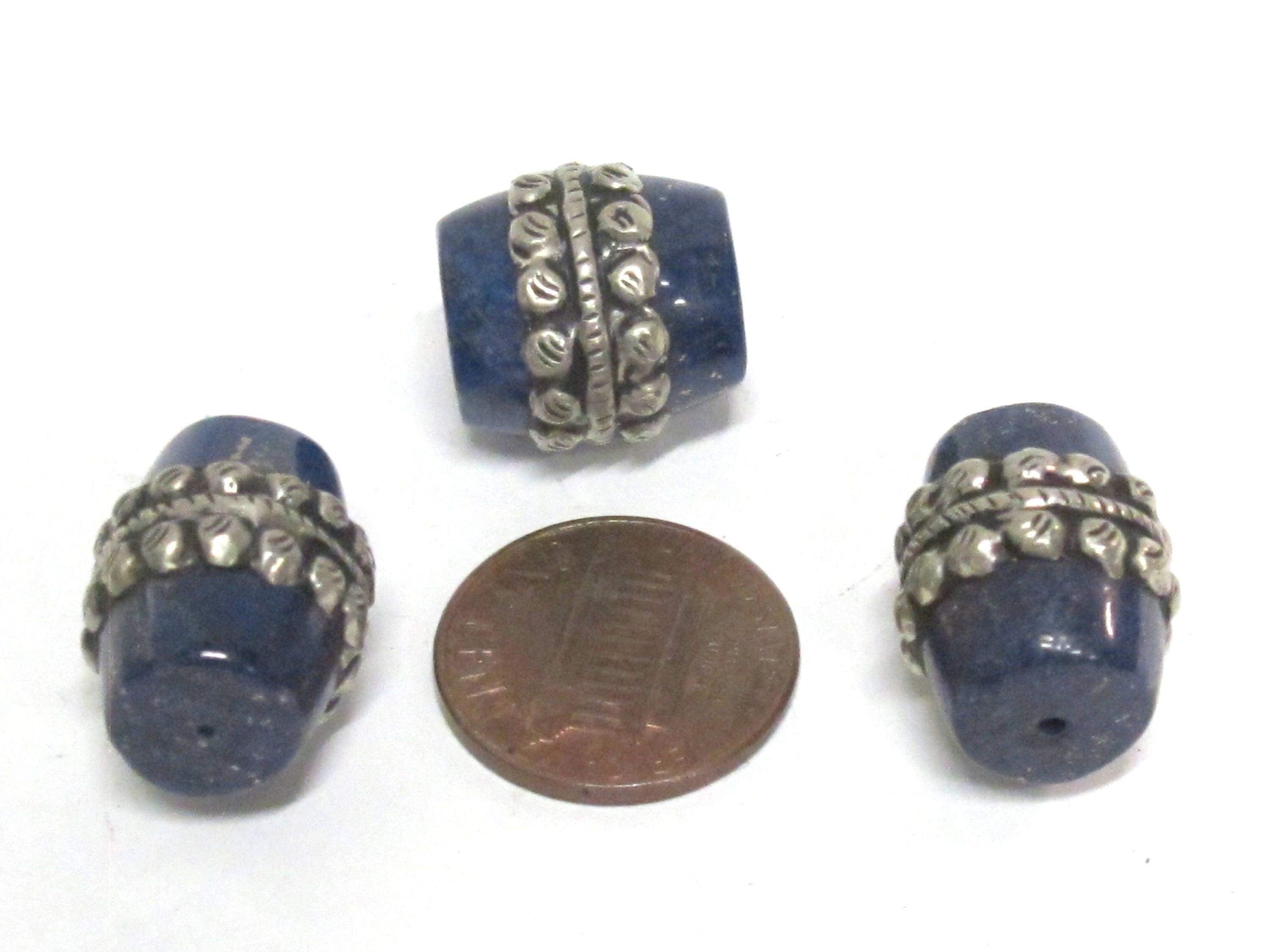 1 Bead - Tibetan silver color encased lapis lazuli gemstone bead from Nepal - BD453B