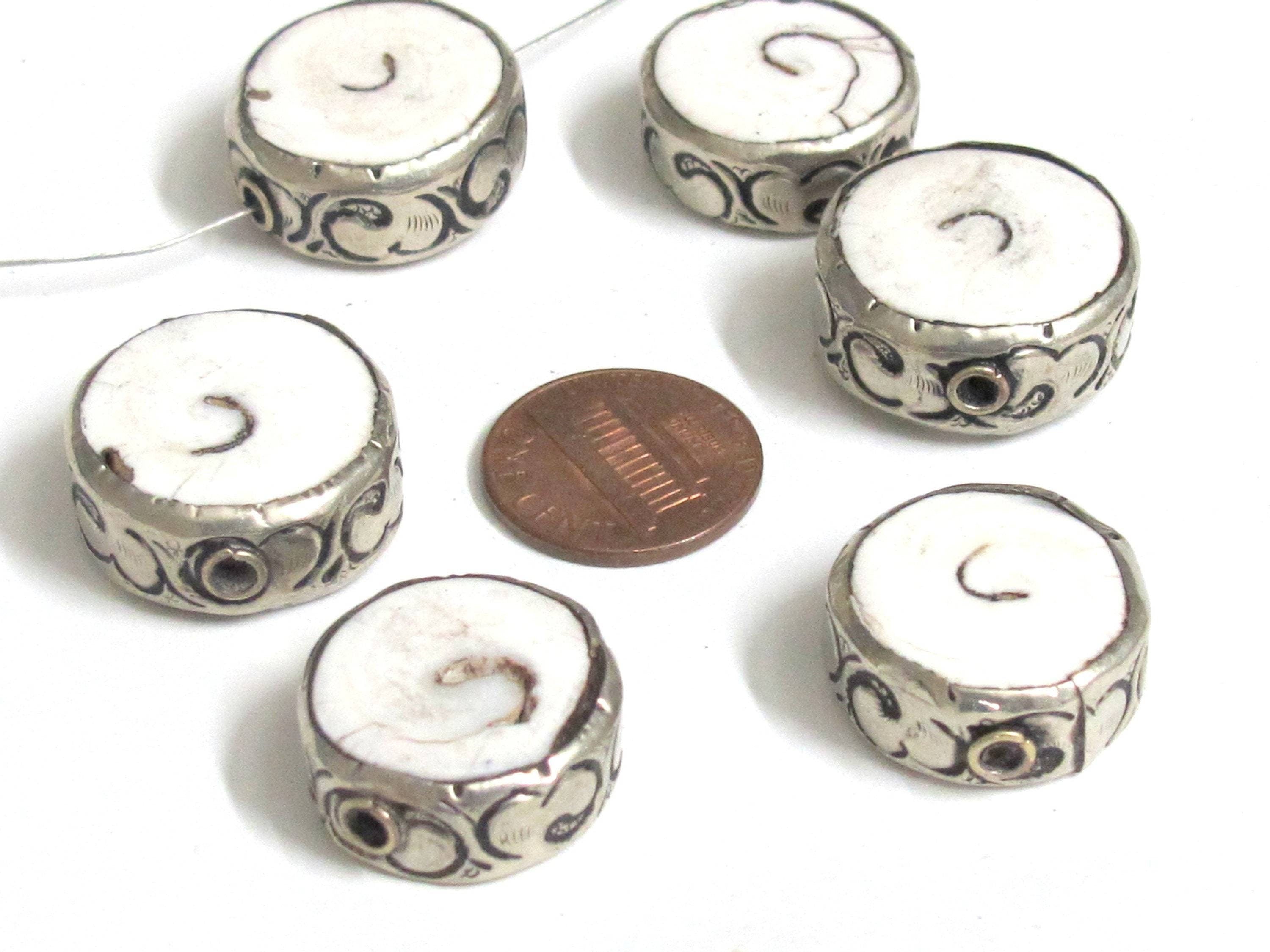 1 Bead - Ethnic nepal beads naga conch shell beads Tibetan beads silver color encased tribal naga conch shell bead 19-22 mm - CH074