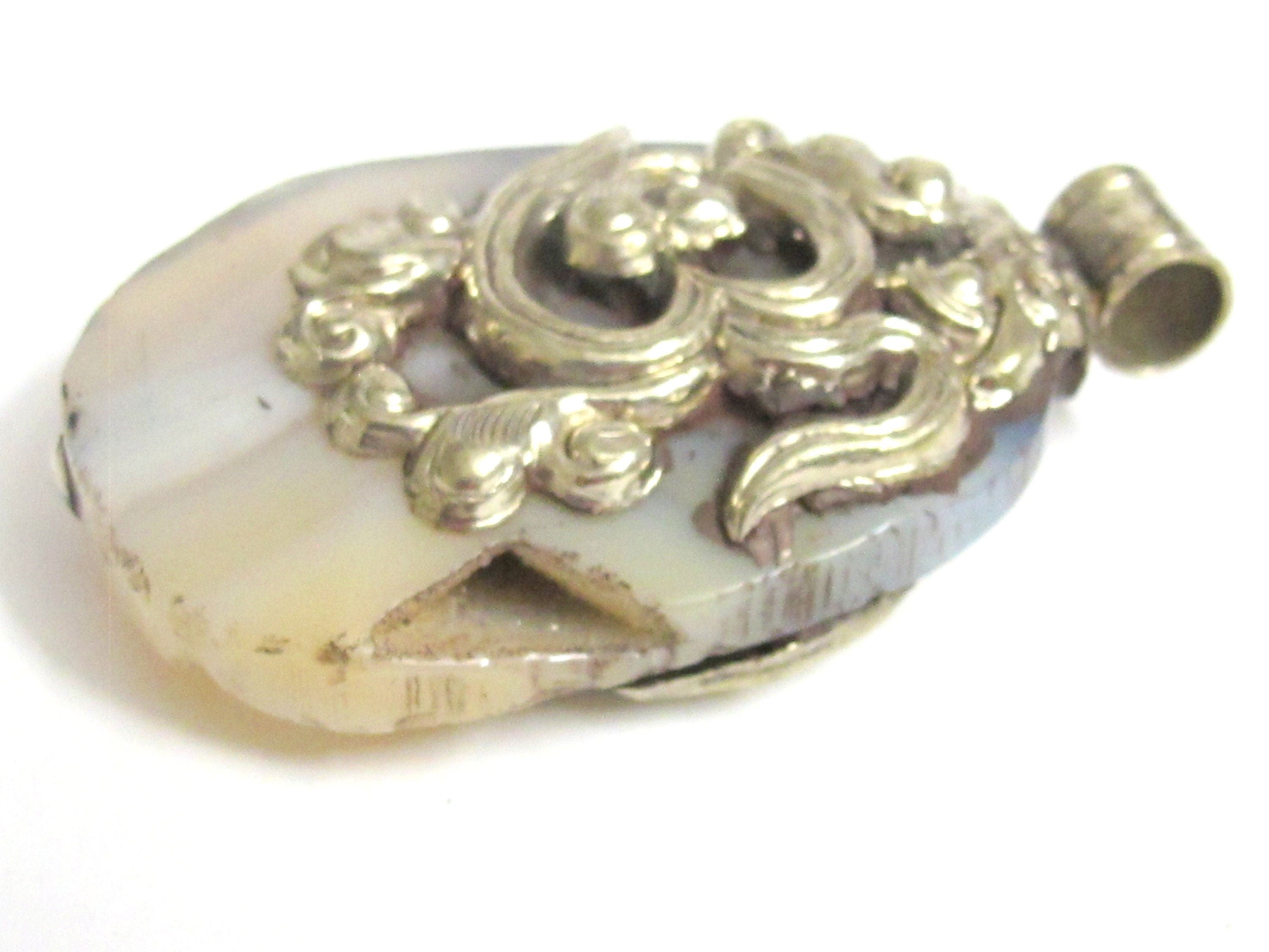 OOAK Tibetan pendant Beautiful freeform Tibetan druzy agate gemstone pendant with elephant Om reversible design Nepal pendant - PM206H