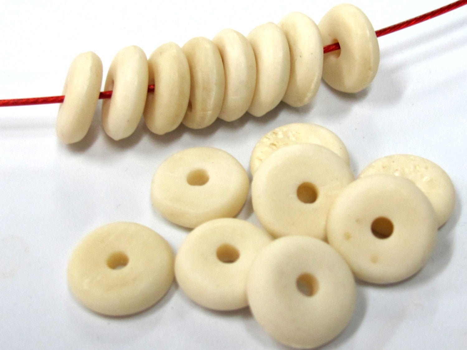 10 Beads - 12 mm - 13 mm cream color flat disc recycled cattle bone beads mala making - ML085B
