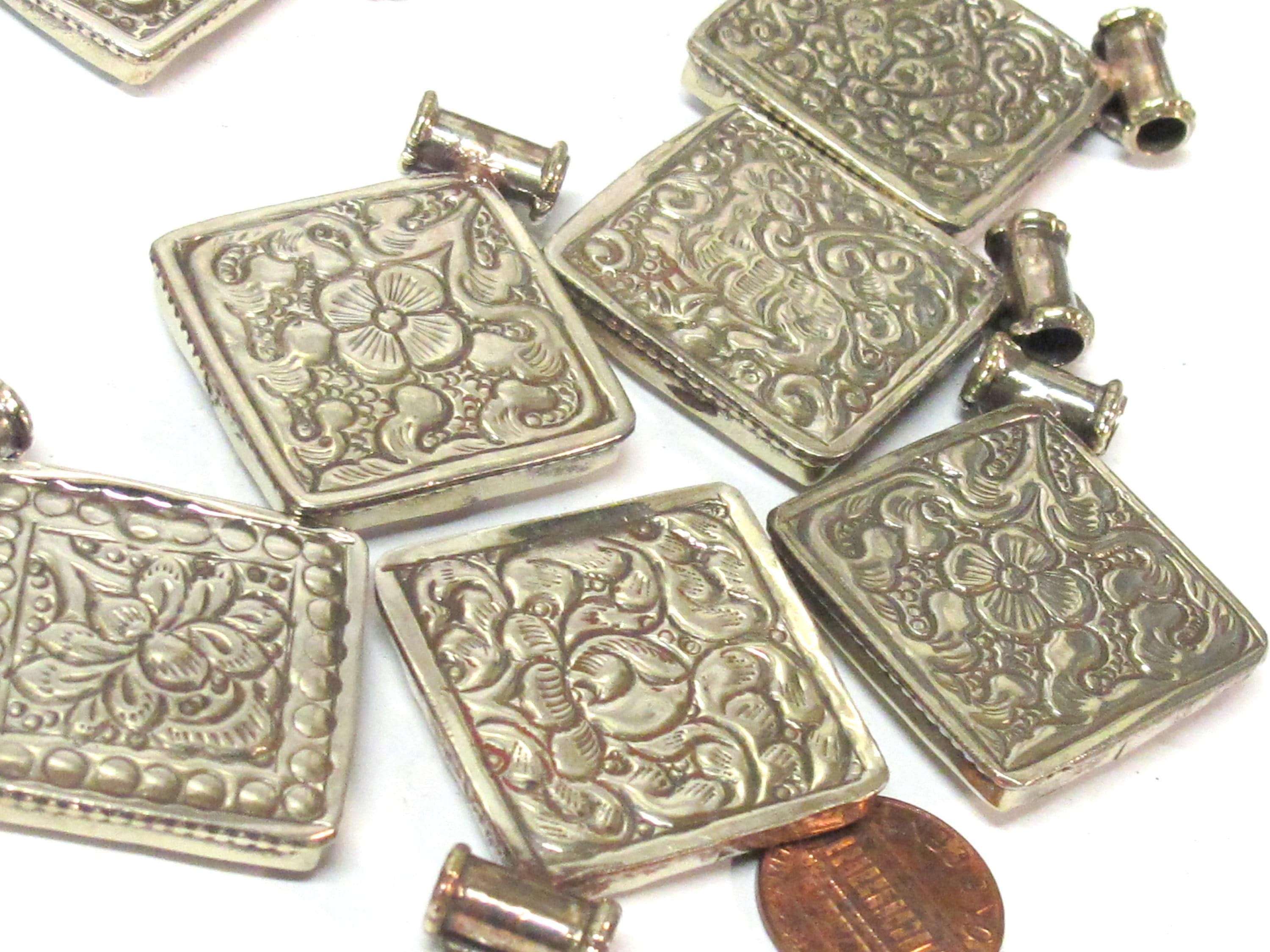 Ethnic Tibetan cream color carved recycled cattle bone Buddha eye symbol pendant - PM594B