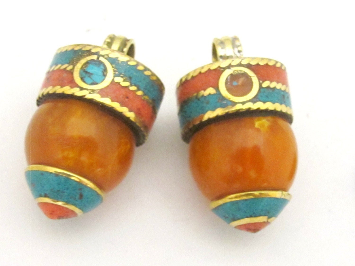1 Pendant - Tibetan copal resin bullet shape pendant - PM318