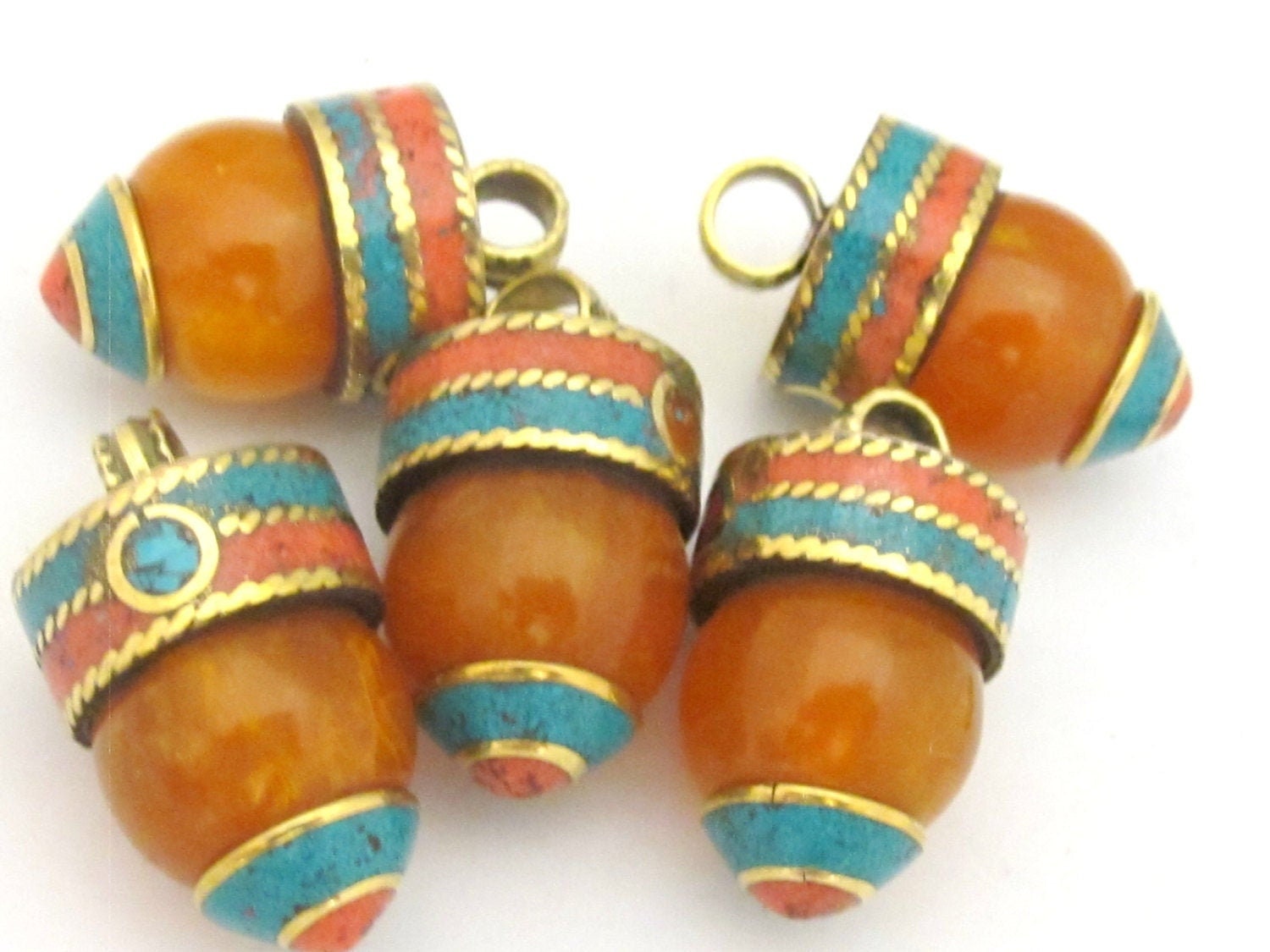 1 Pendant - Tibetan copal resin bullet shape pendant - PM318