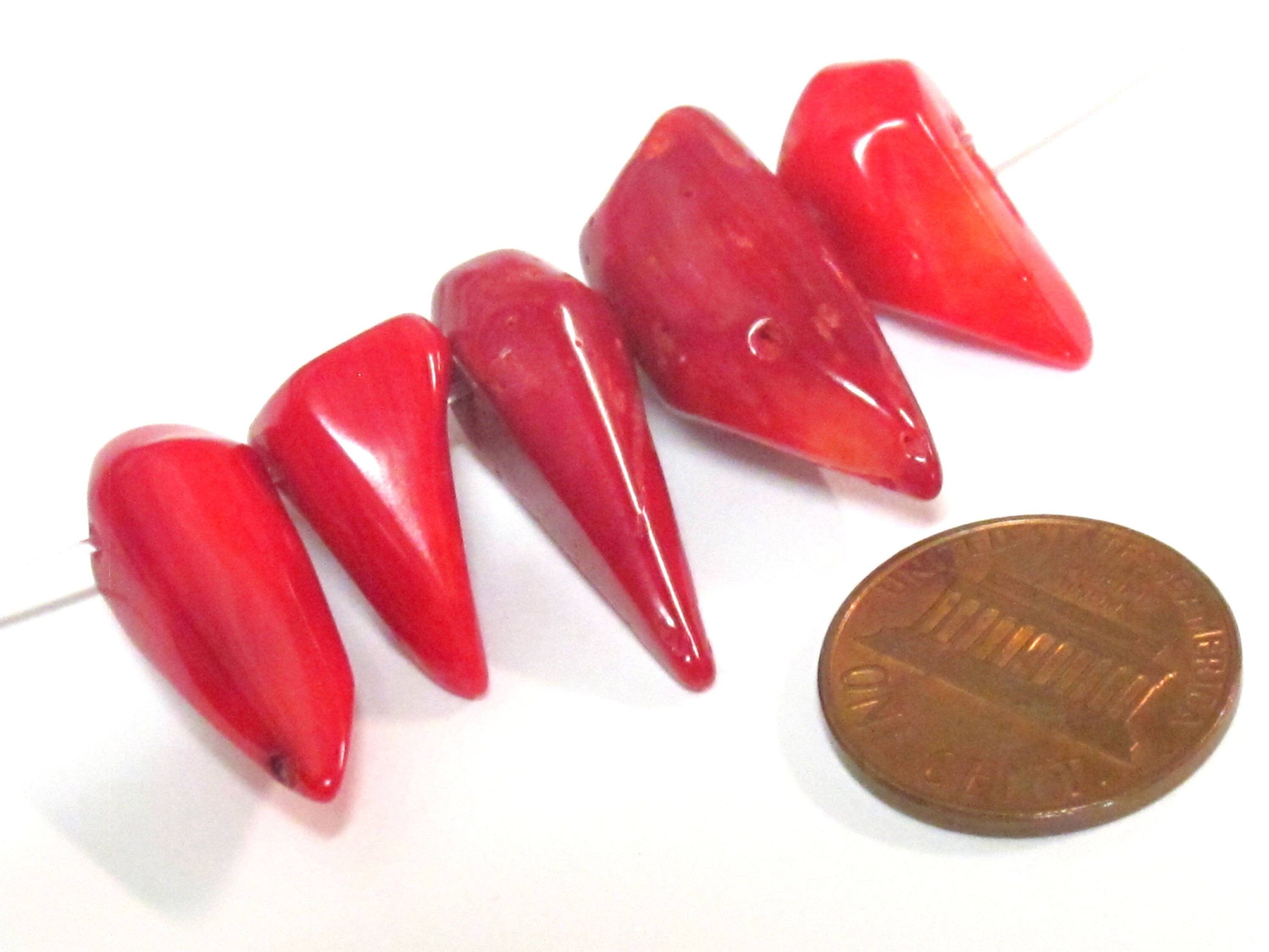 5 BEADS - Red color bamboo coral spike triangle nugget pendant beads - GM433