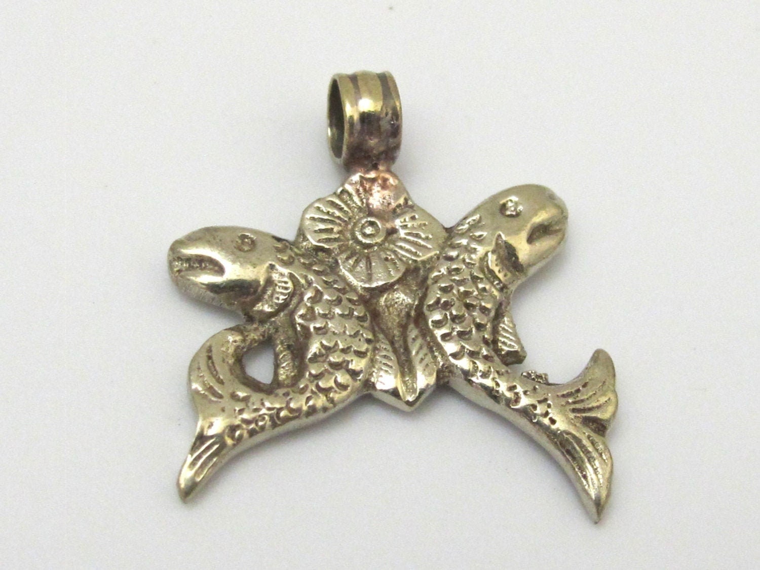 1 pendant - Antiqued silver finish Two golden fish auspicious Buddhist symbol charm Tibetan pendant - PM286C