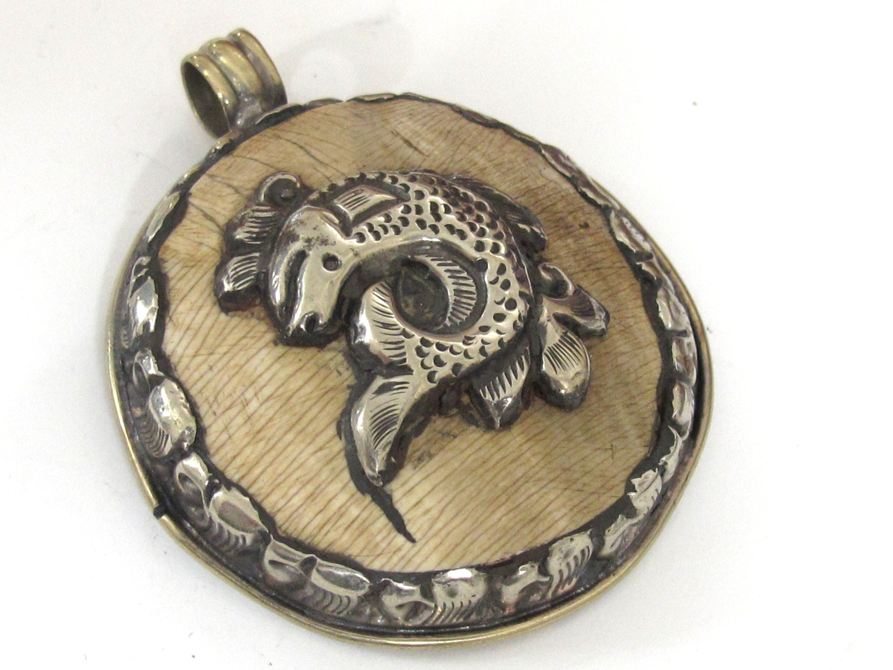 1 pendant - Large Ethnic Tibetan Nepal antiqued finish naga conch shell pendant with fish design - PM547H