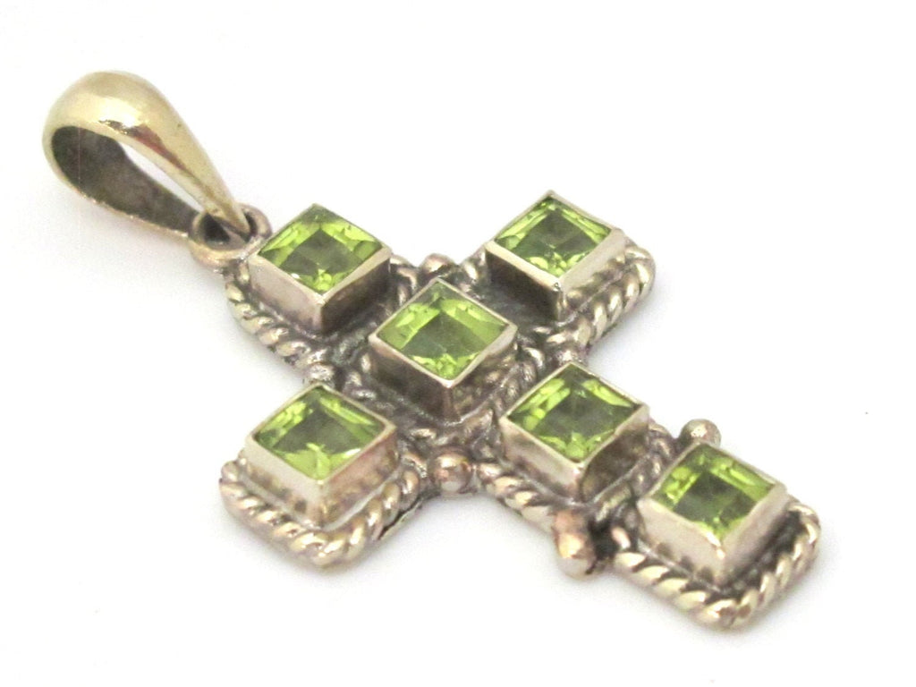 1 Pendant - Tibetan silver faceted green peridot gemstone cross pendant from Nepal - PM446B