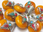 1 Pendant - Reversible Tibetan silver copal resin pendant with coiled wire bail design - PM260