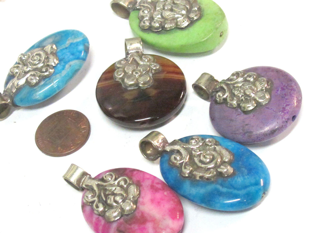 4 Pendants - Mix Tibetan Nepal gemstones round oval shape pendants with dual sided floral design - PM223Mx