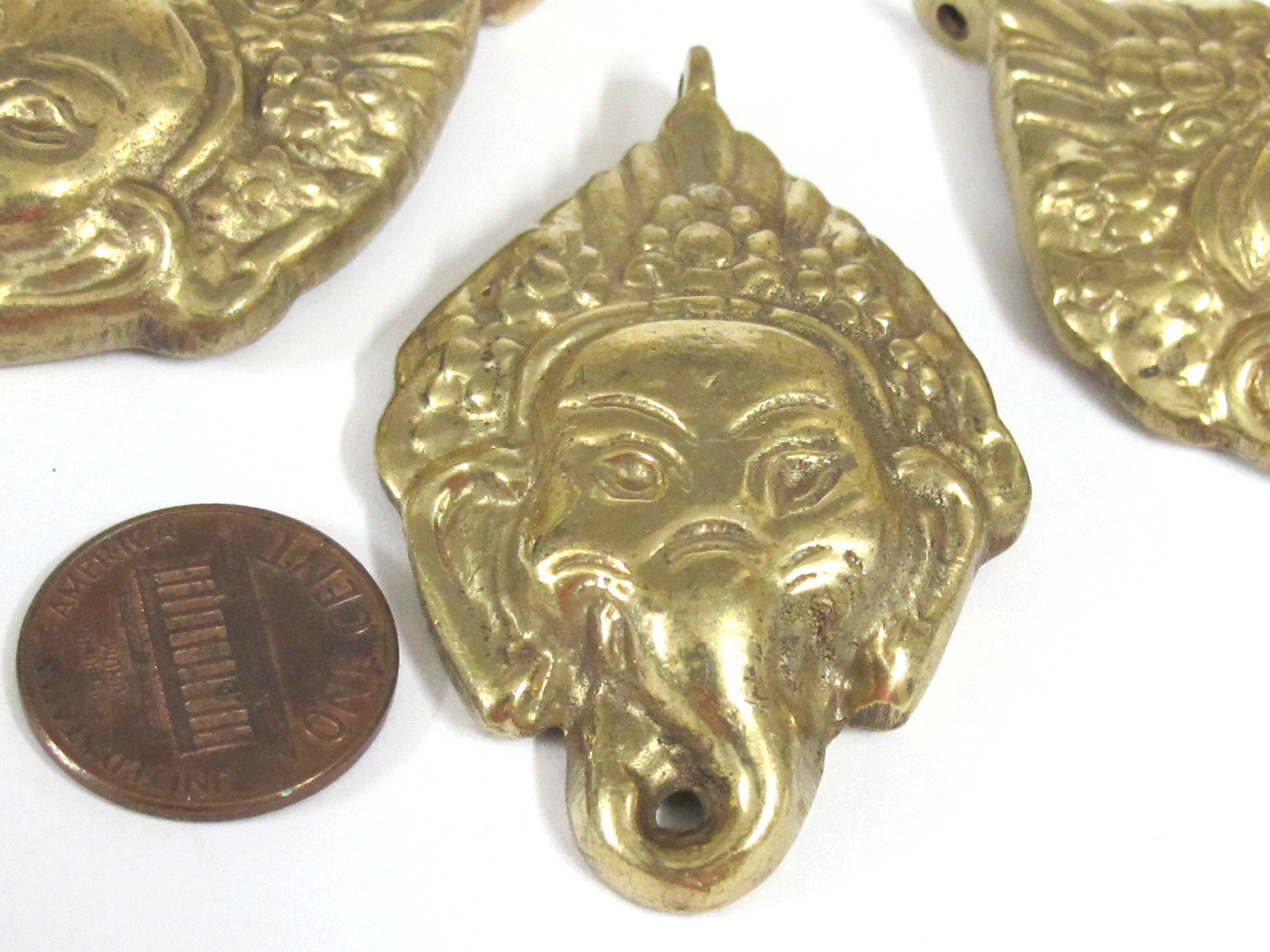 Ganesha Pendant - Shri Ganesha hindu lord Ganesha brass pendant jewelry supply Ganpati Ganeshji Ganesh solid brass pendent Nepal - CP141