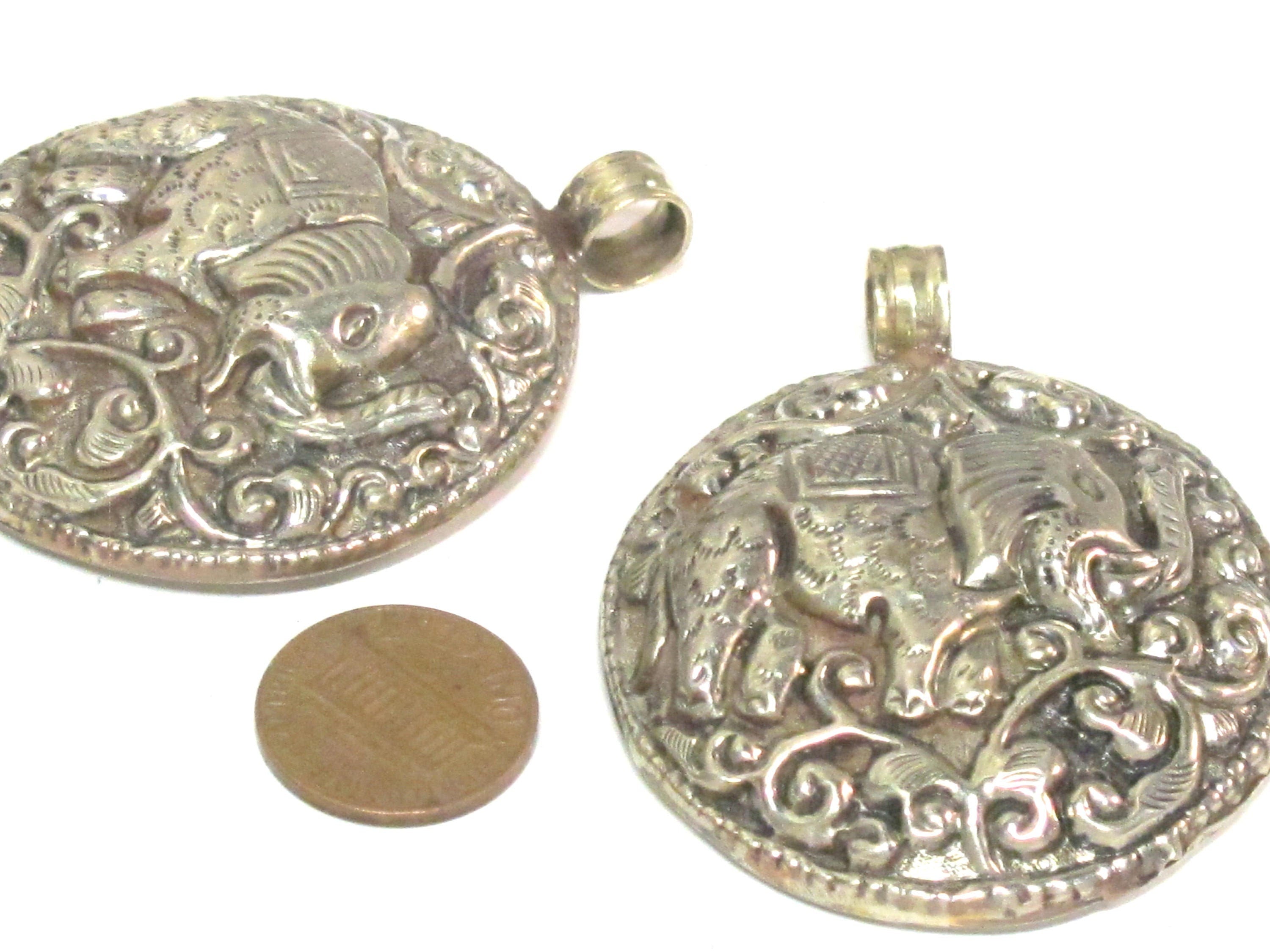1 pendant - Gorgeous Tibetan elephant pendant antiqued silver color finish with reverse side carvings - PM351C