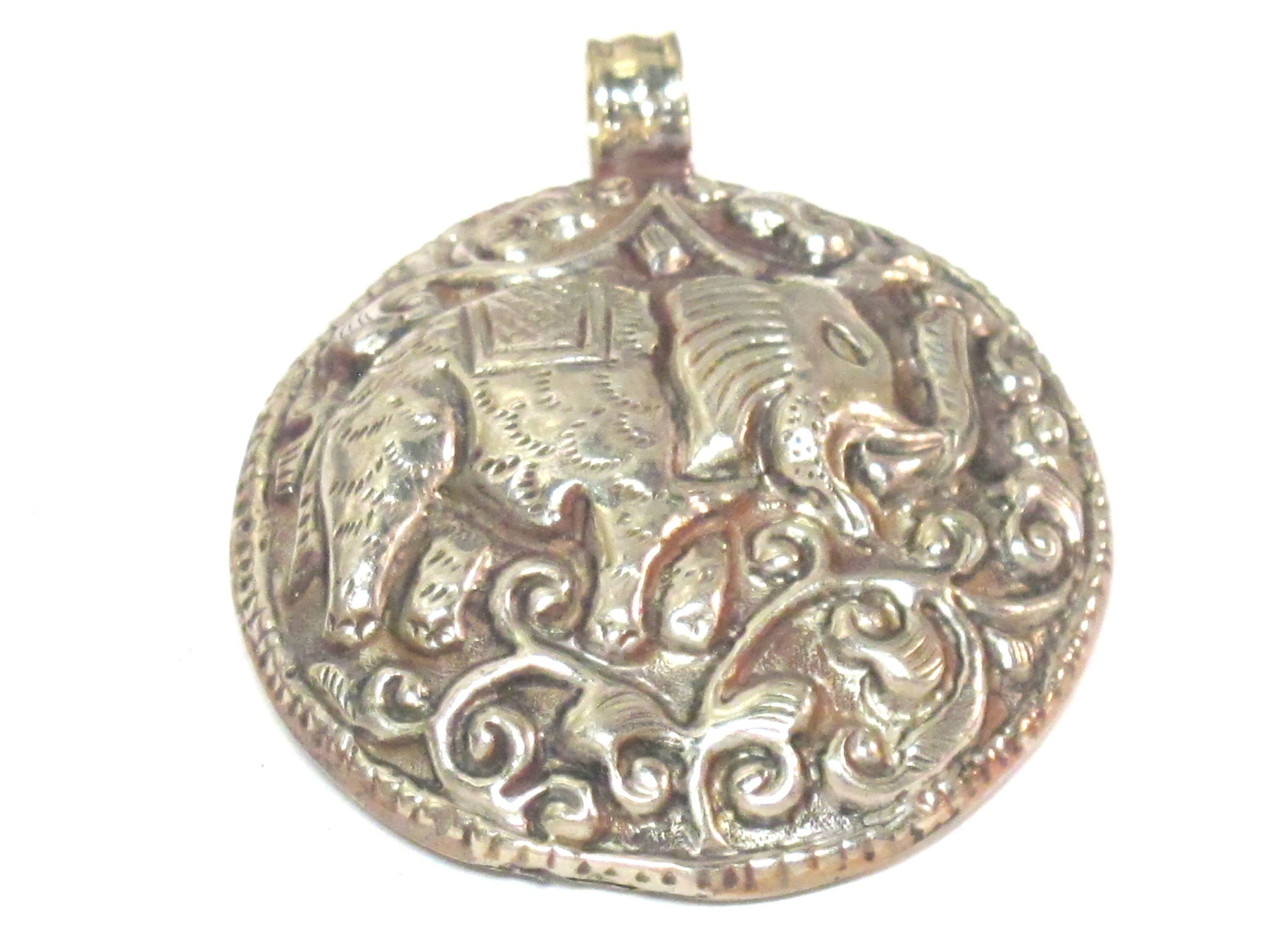 1 pendant - Gorgeous Tibetan elephant pendant antiqued silver color finish with reverse side carvings - PM351C