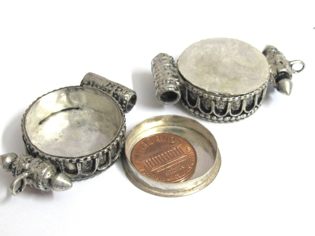 1 pendant gau ghau box - Tibetan antiqued silver finish turquoise brass inlaid Ghau prayer box Om mantra pendant Nepal - PM527M