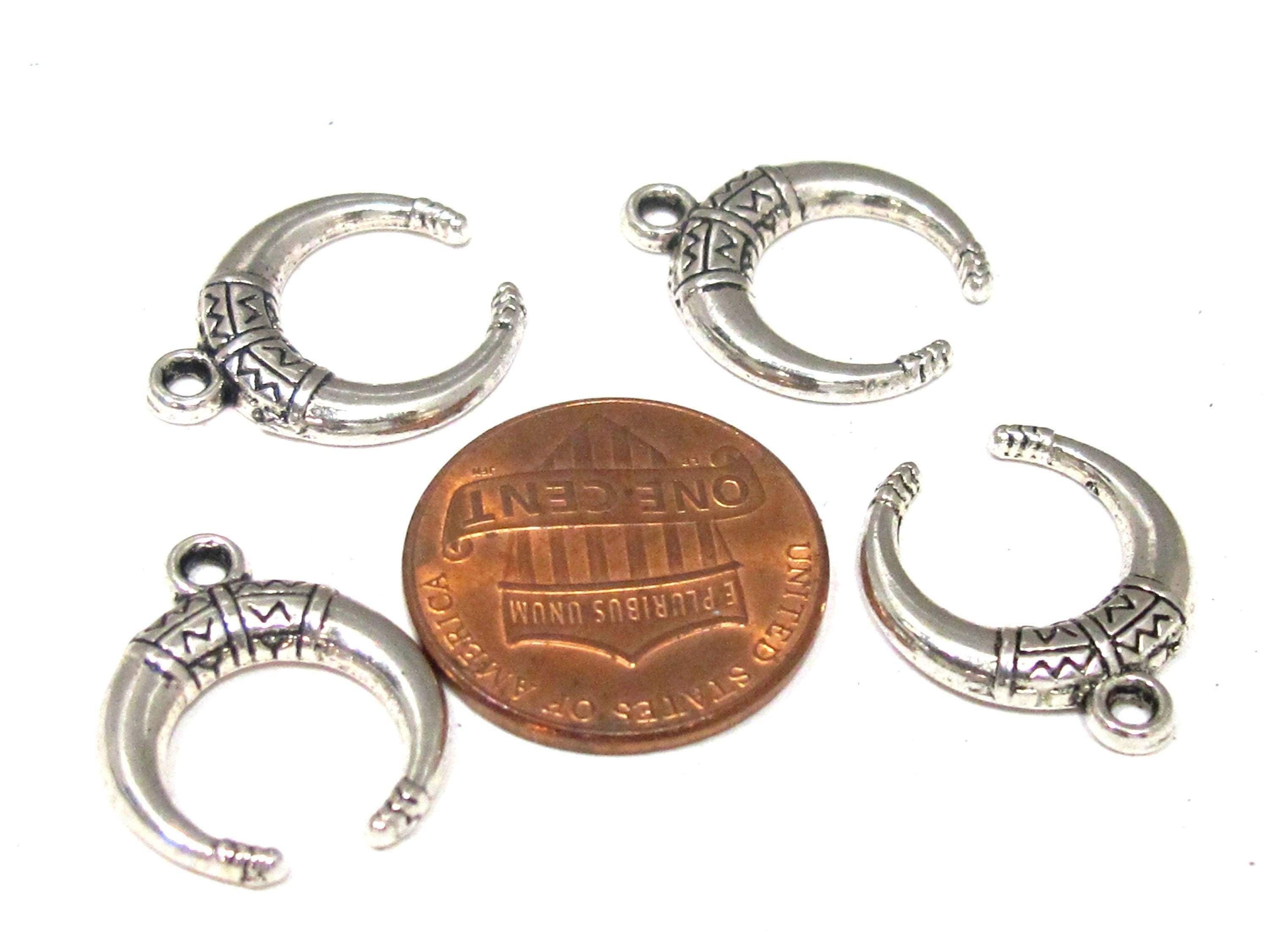 10 charms- Crescent moon shape small size charms supply antiqued silver tone - CM207