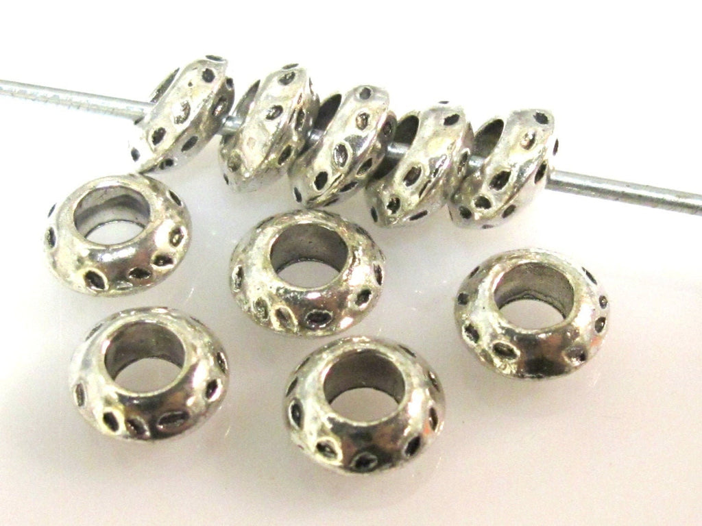 10 Beads - Round donut shape antiqued silver tone beads 11 mm x 5 mm - BD941
