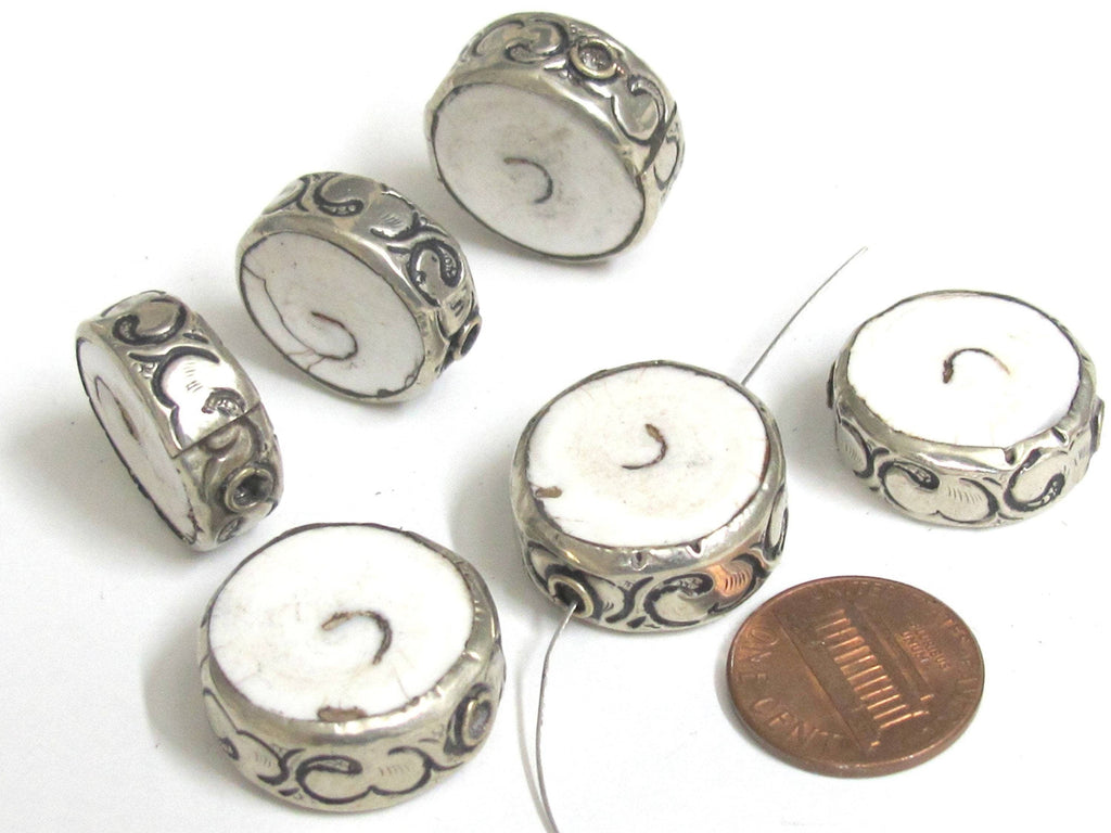 1 Bead - Ethnic nepal beads naga conch shell beads Tibetan beads silver color encased tribal naga conch shell bead 19-22 mm - CH074