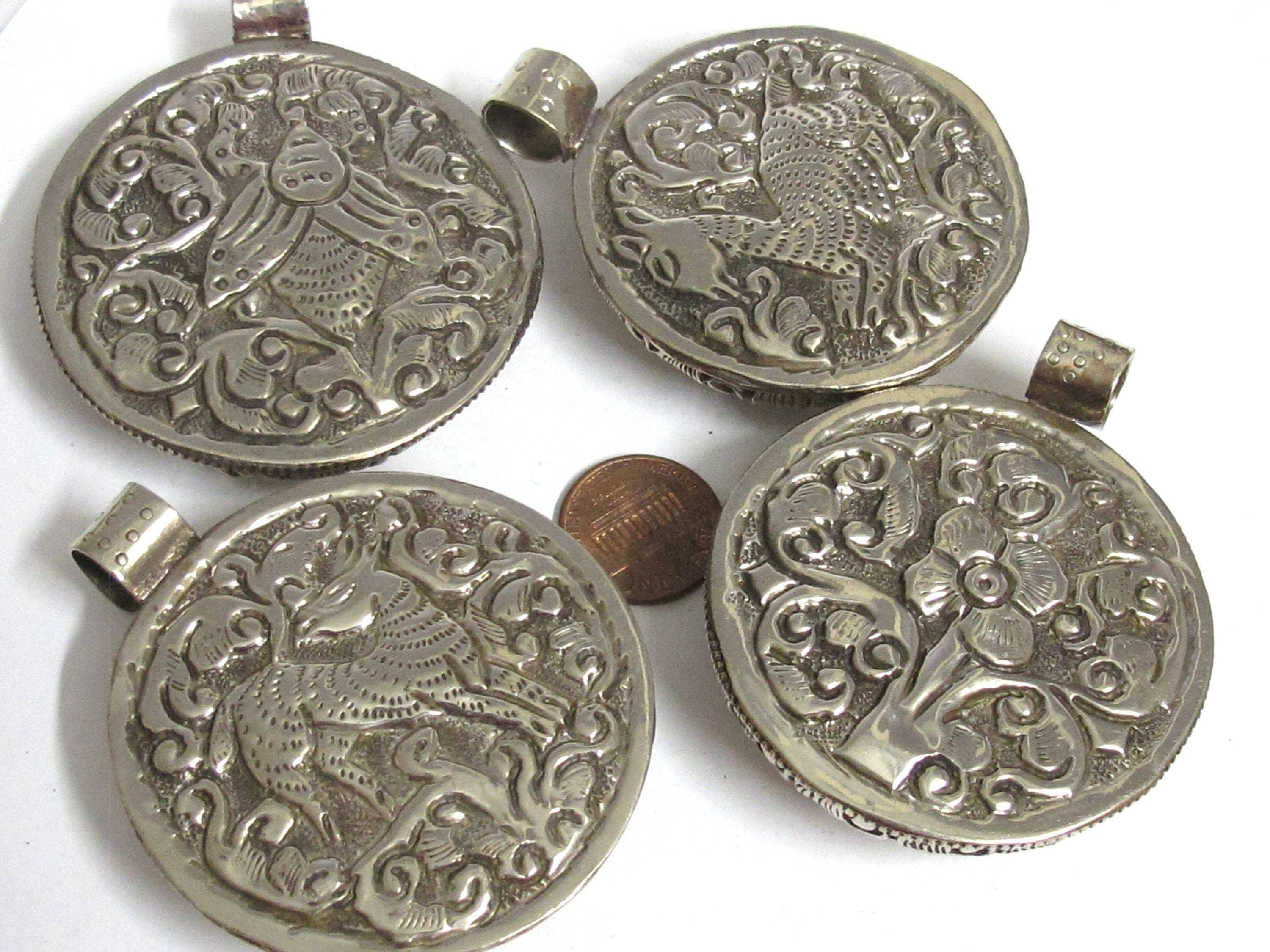 1 pendant - Elephant pendant - Ethnic tribal Tibetan elephant jewelry pendant naga conch shell elephant pendants Nepal pendants - PM406KE