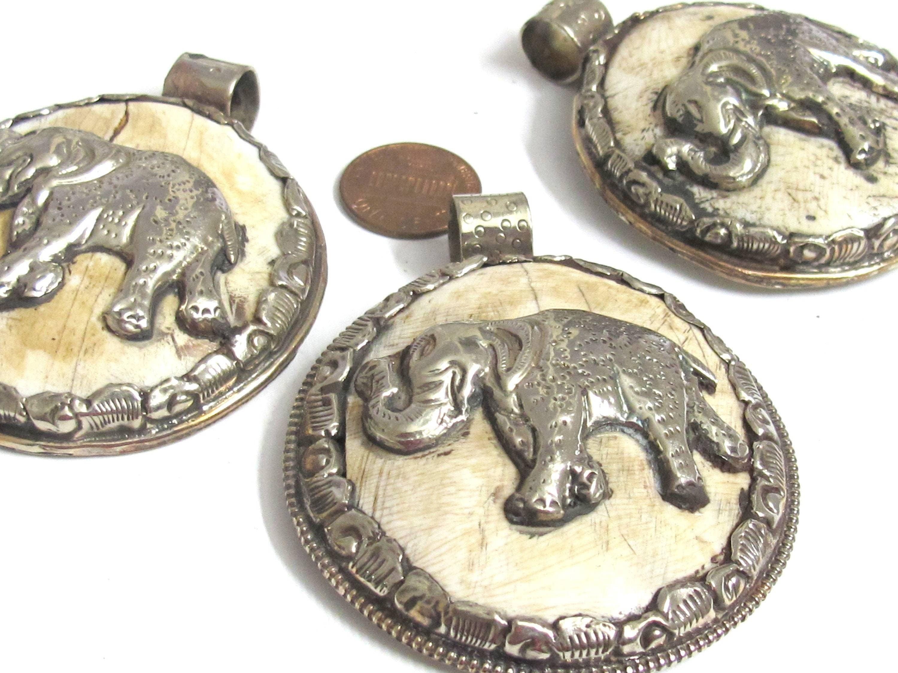 1 pendant - Elephant pendant - Ethnic tribal Tibetan elephant jewelry pendant naga conch shell elephant pendants Nepal pendants - PM406KE