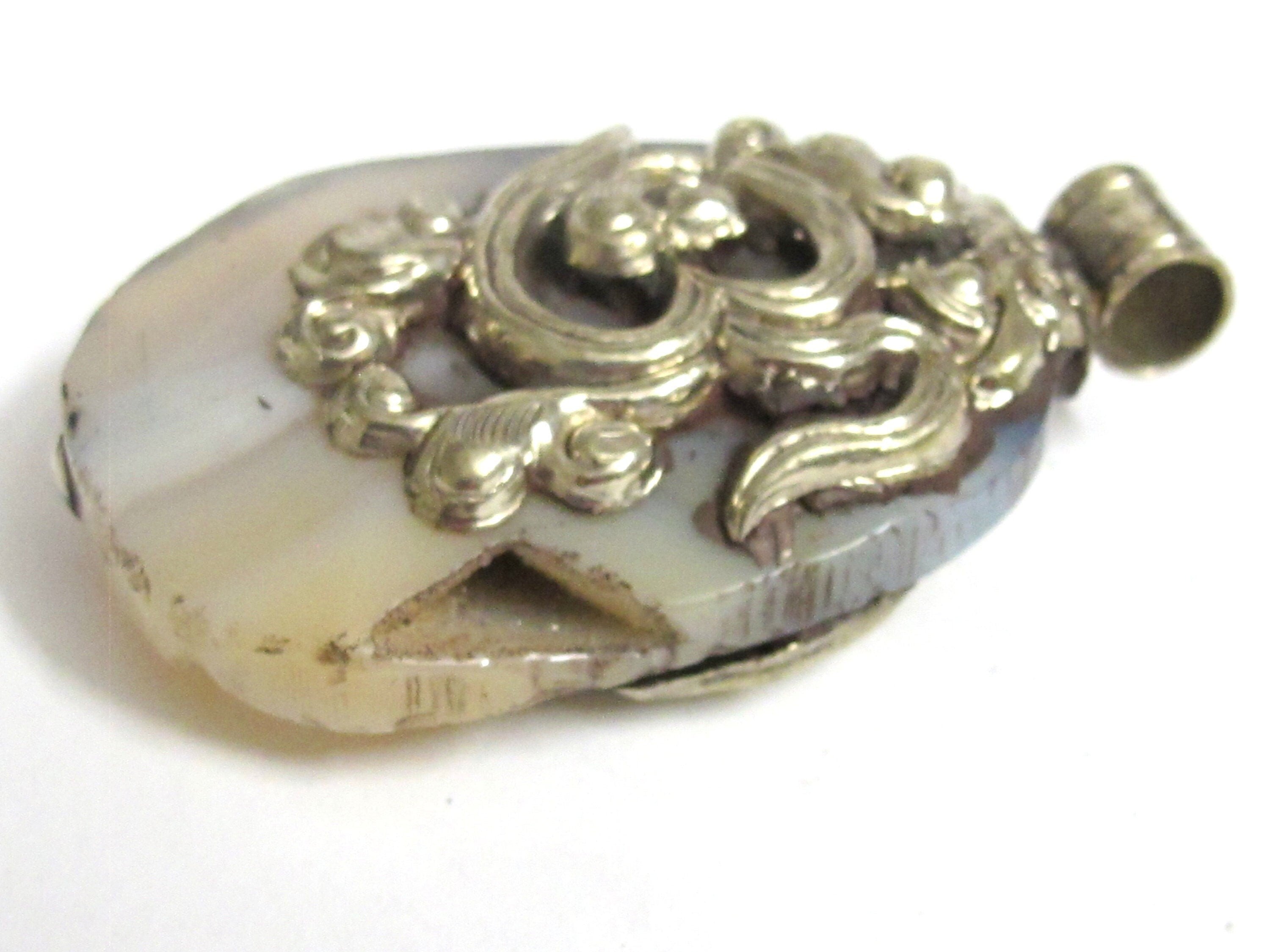 OOAK Tibetan pendant Beautiful freeform Tibetan druzy agate gemstone pendant with elephant Om reversible design Nepal pendant - PM206H