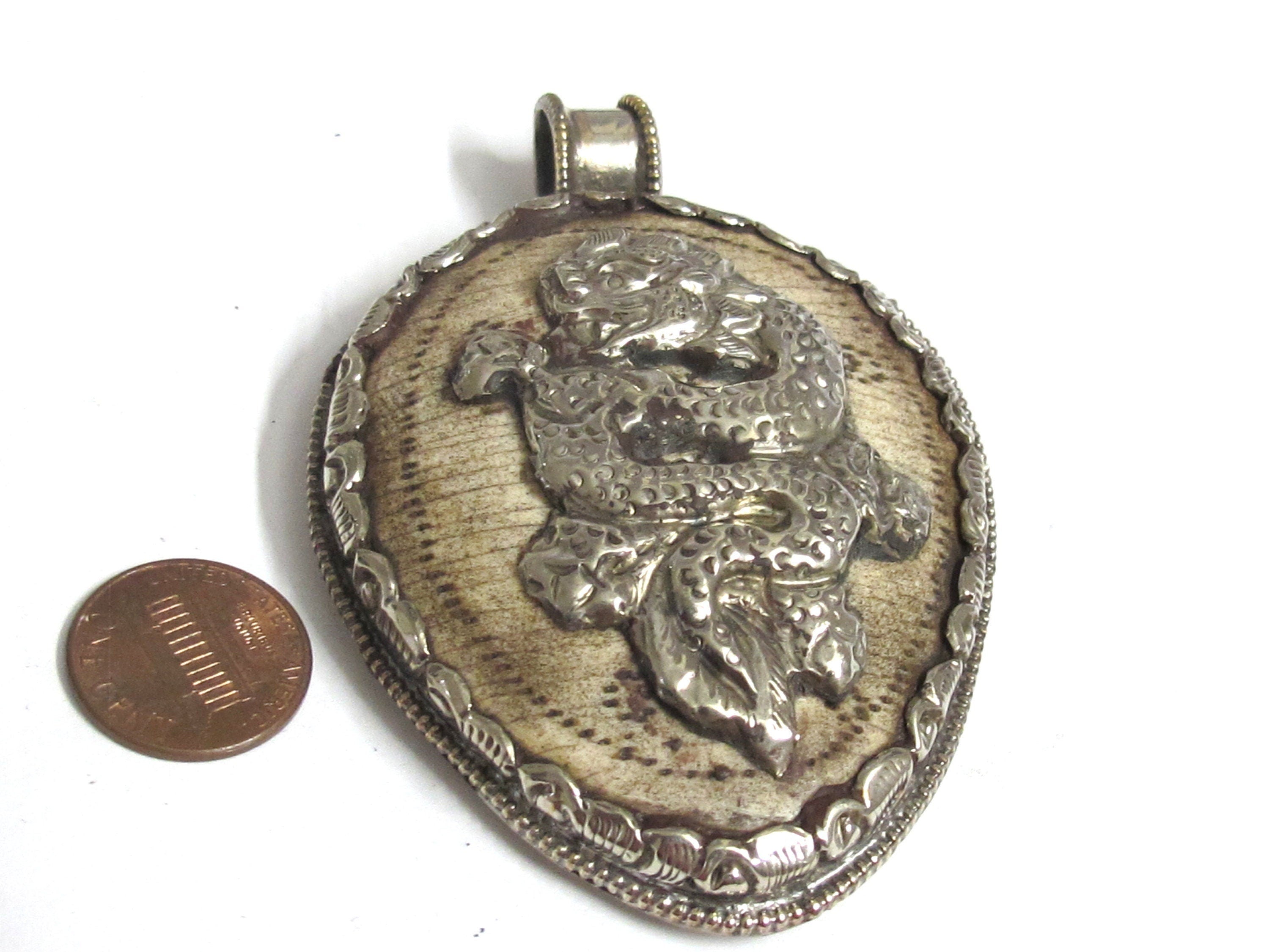 Tibetan dragon symbol conch shell pendant Large heavy bold unique jewelry pendant with tibetan dragon design reverse side deer - PM458K