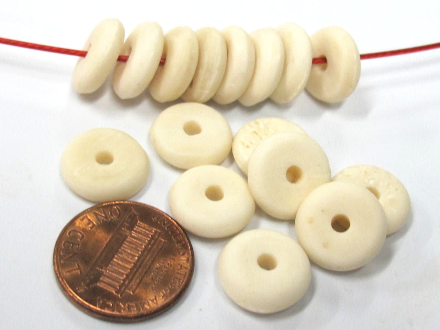 10 Beads - 12 mm - 13 mm cream color flat disc recycled cattle bone beads mala making - ML085B