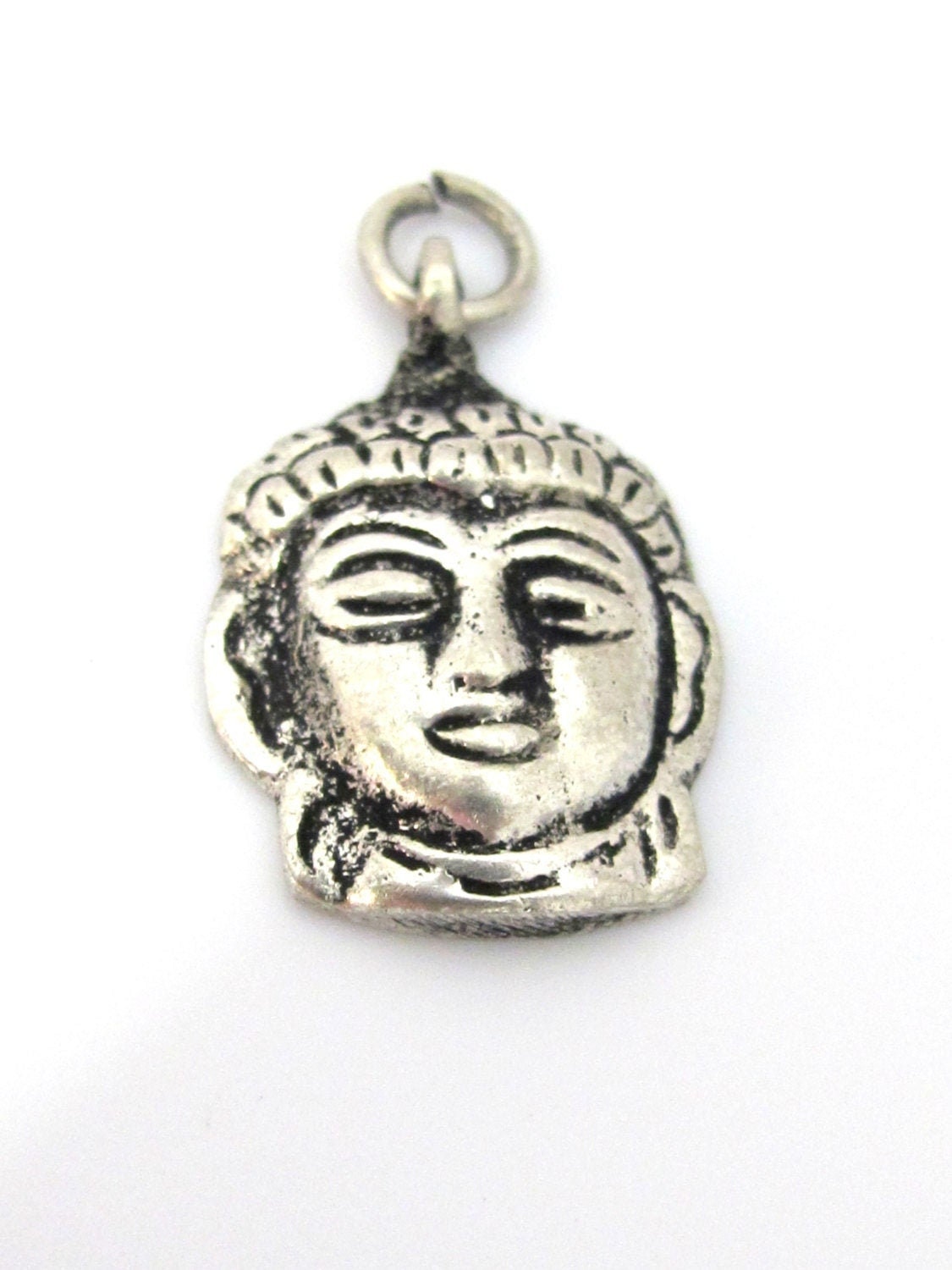 1 Pendant - Small Tibetan silver Buddha face pendant from Nepal - CP107