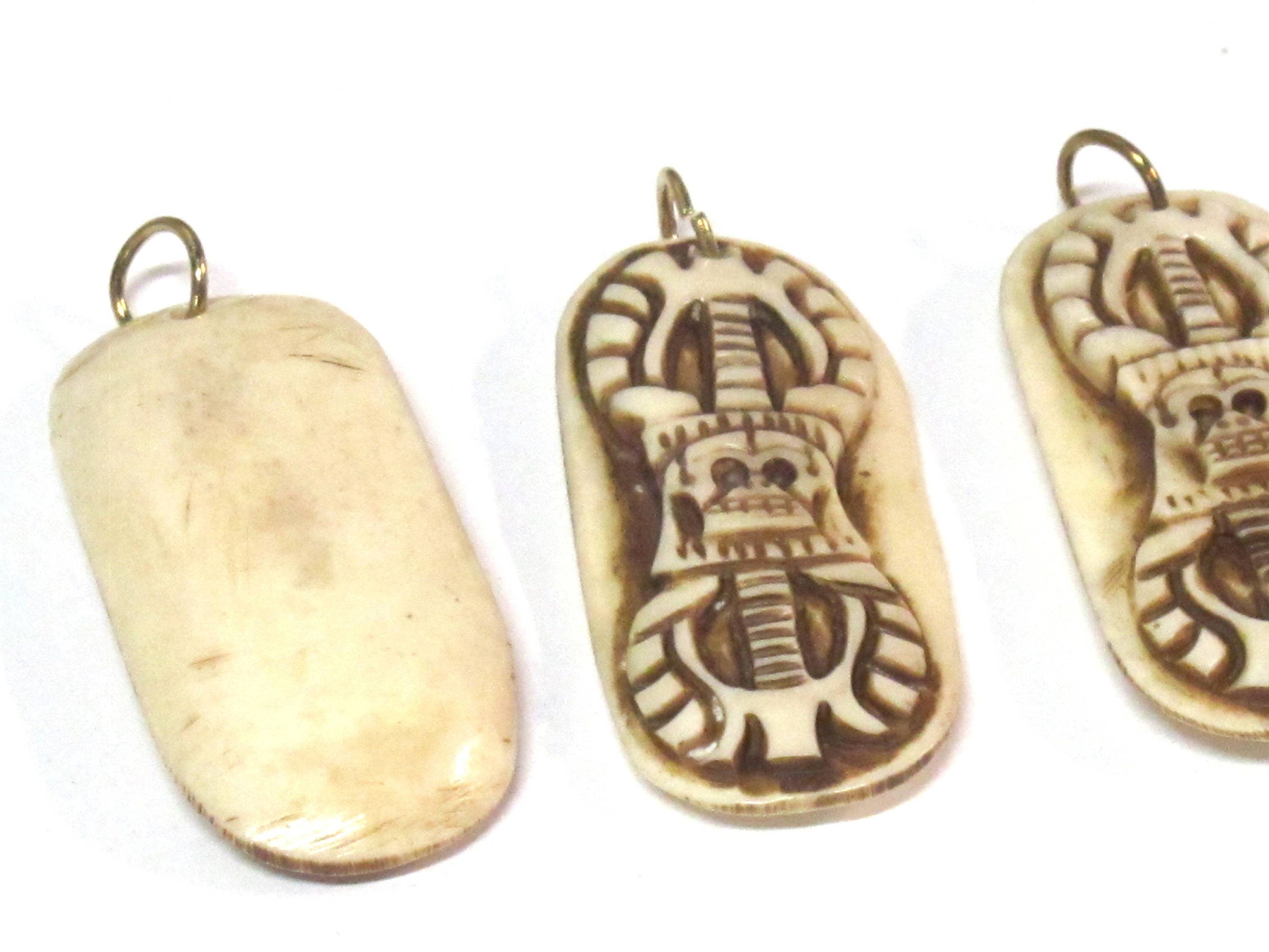 1 Pendant - Tibetan dorje with skull design carved bar shape recycled cattle bone pendant from Nepal - PB115