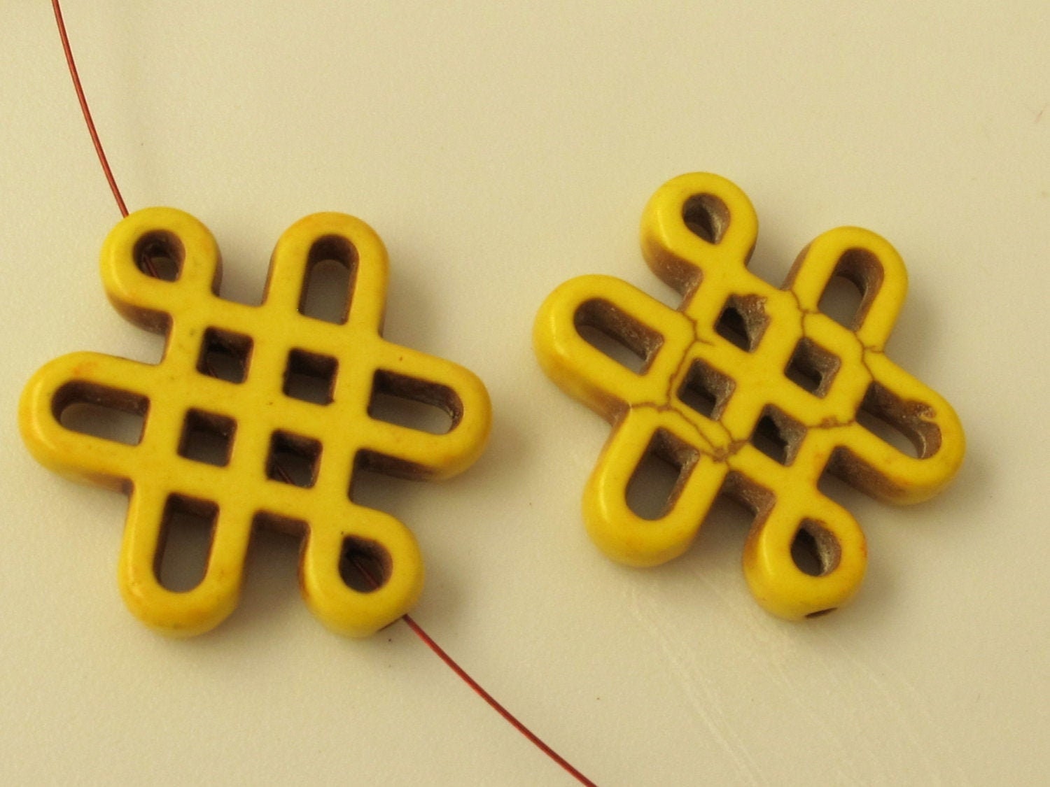 2 beads - Tibetan knot symbol magnesite beads - Yellow color - GM159